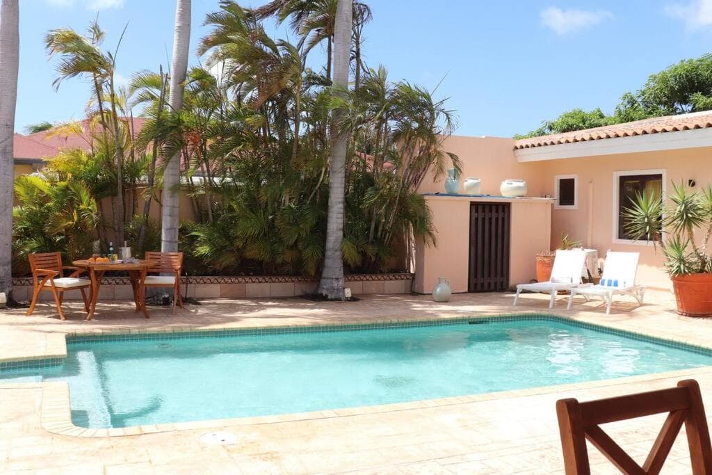 Bubali Villa - Just a 2-minute drive to Eagle Beach photo 4
