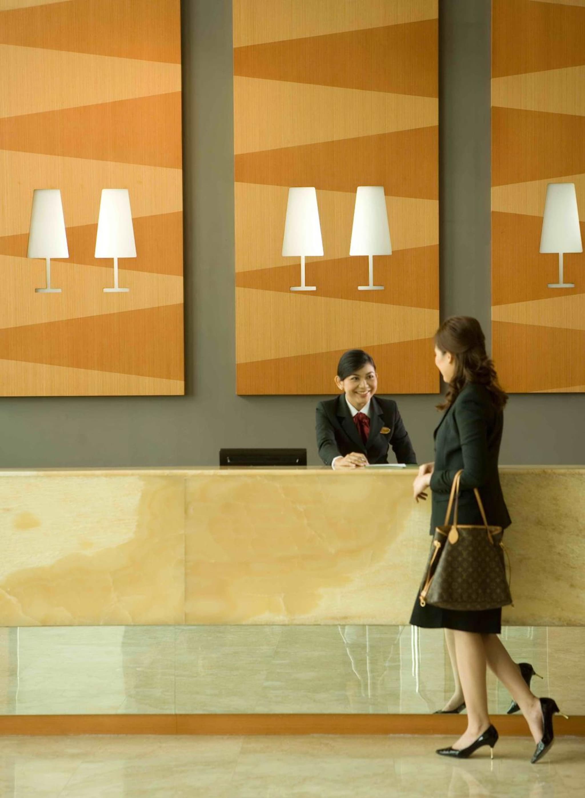 Hotel Santika BSD City-Serpong photo 9