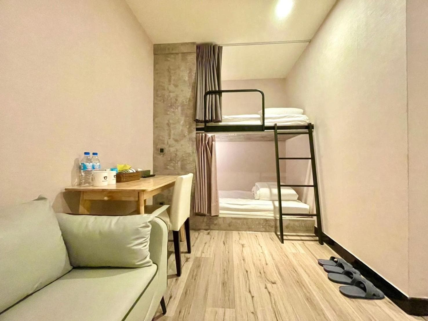 Prince Hotel photo 8