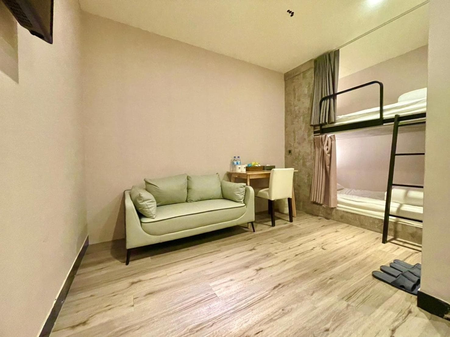 Prince Hotel photo 5