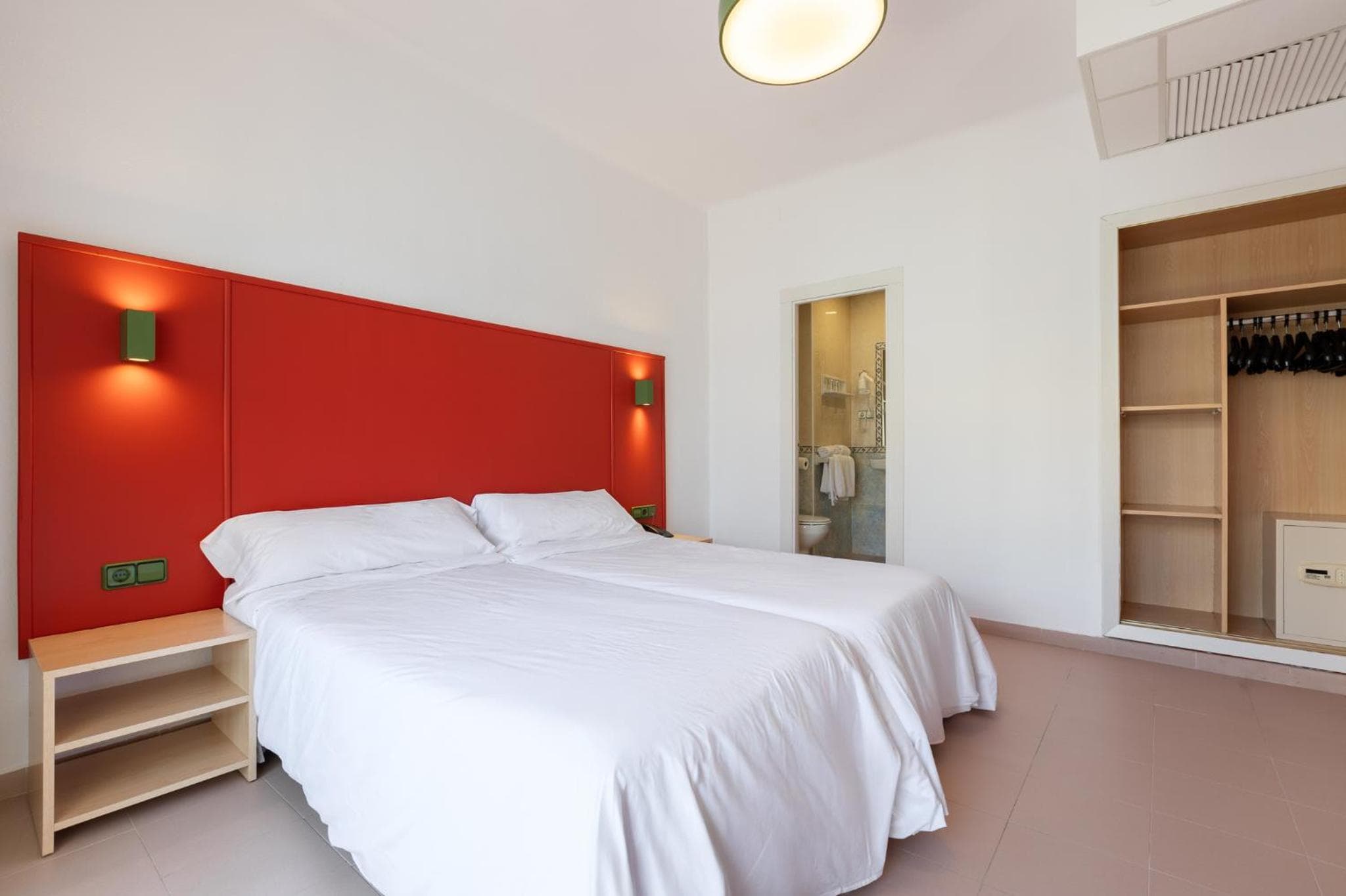 The Red Hotel - Adults Only photo 5