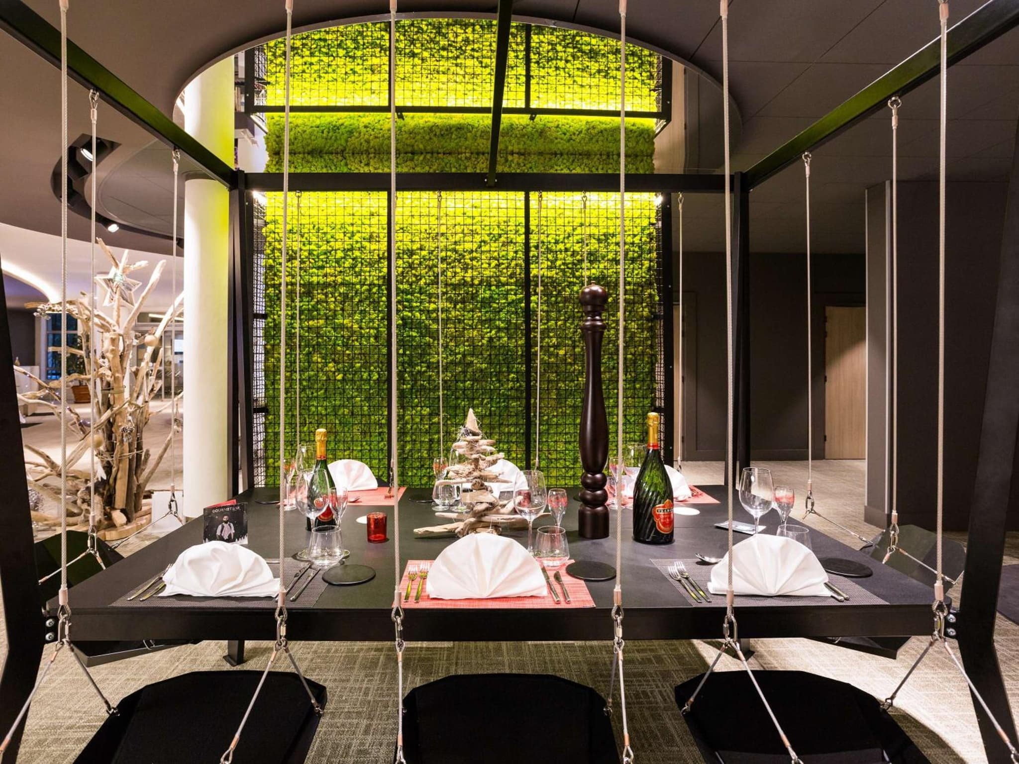 dining
