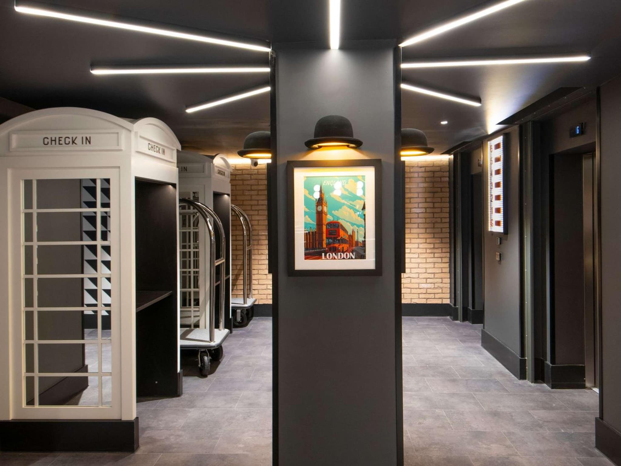 ibis Styles London Gatwick Airport photo 2