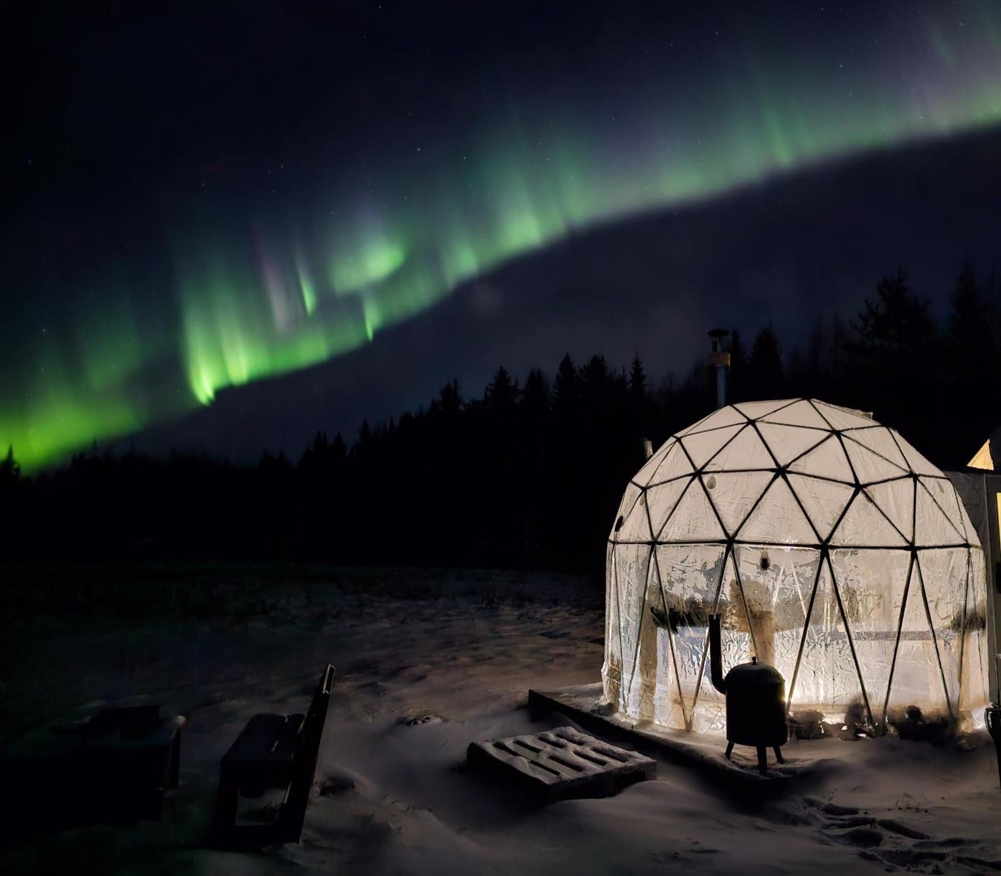 SKOG Aurora Glass Igloos
