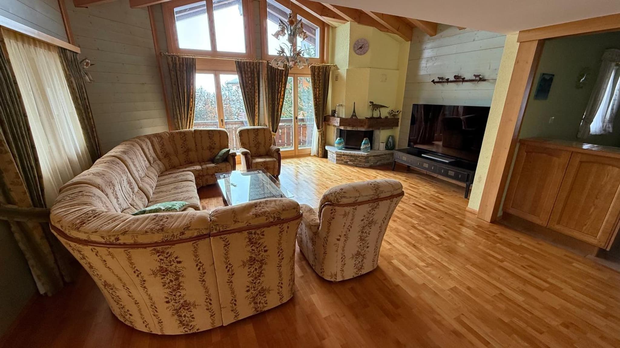 Grand chalet au centre photo 8