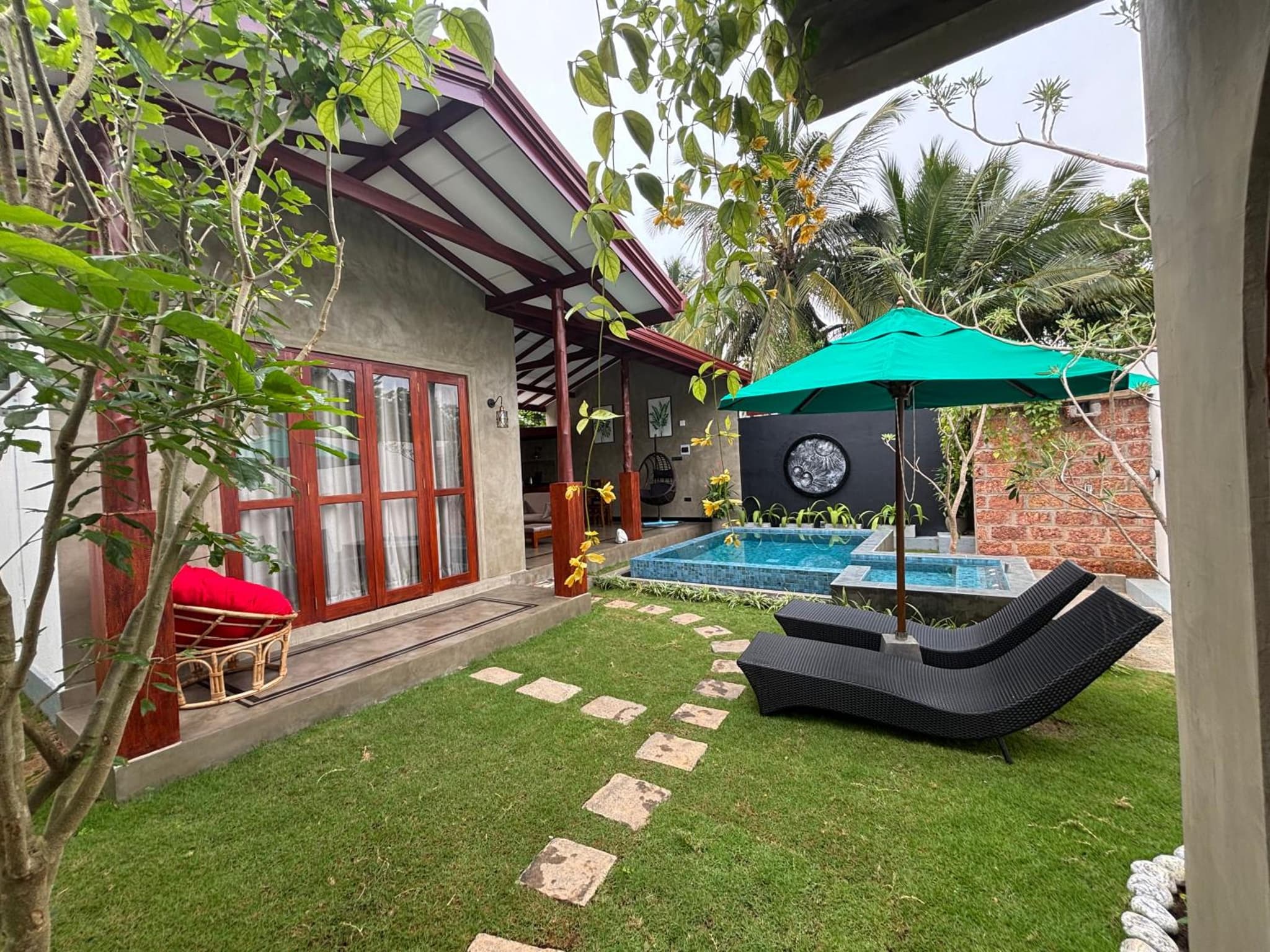 Moonrise villa