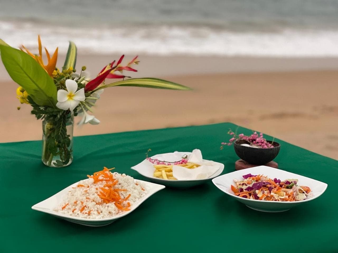 Waves ranna cabana and seafood photo 3