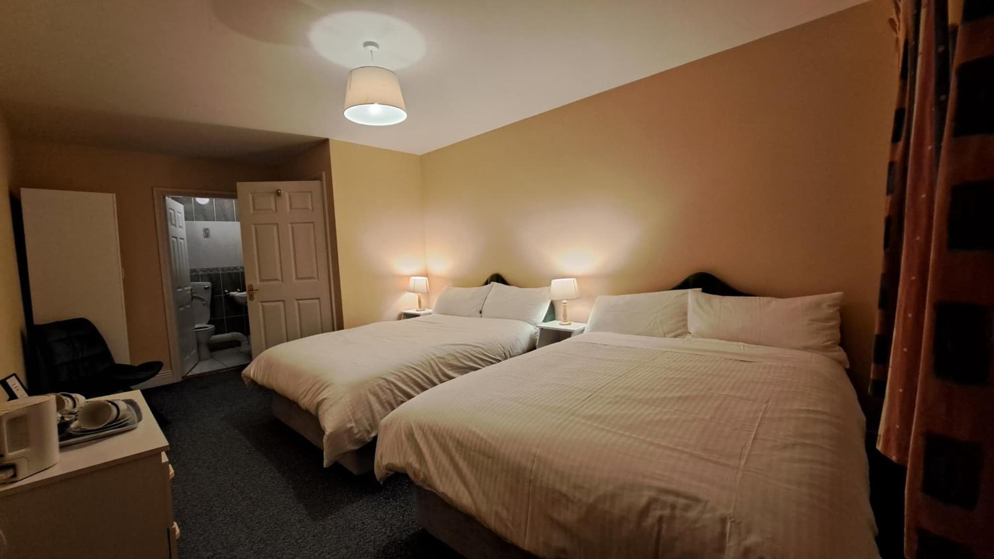 Hilltown House - Room Only photo 8
