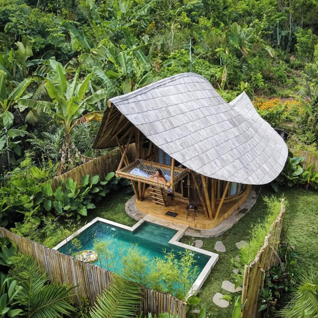 Bamboo House - Ecobreeze
