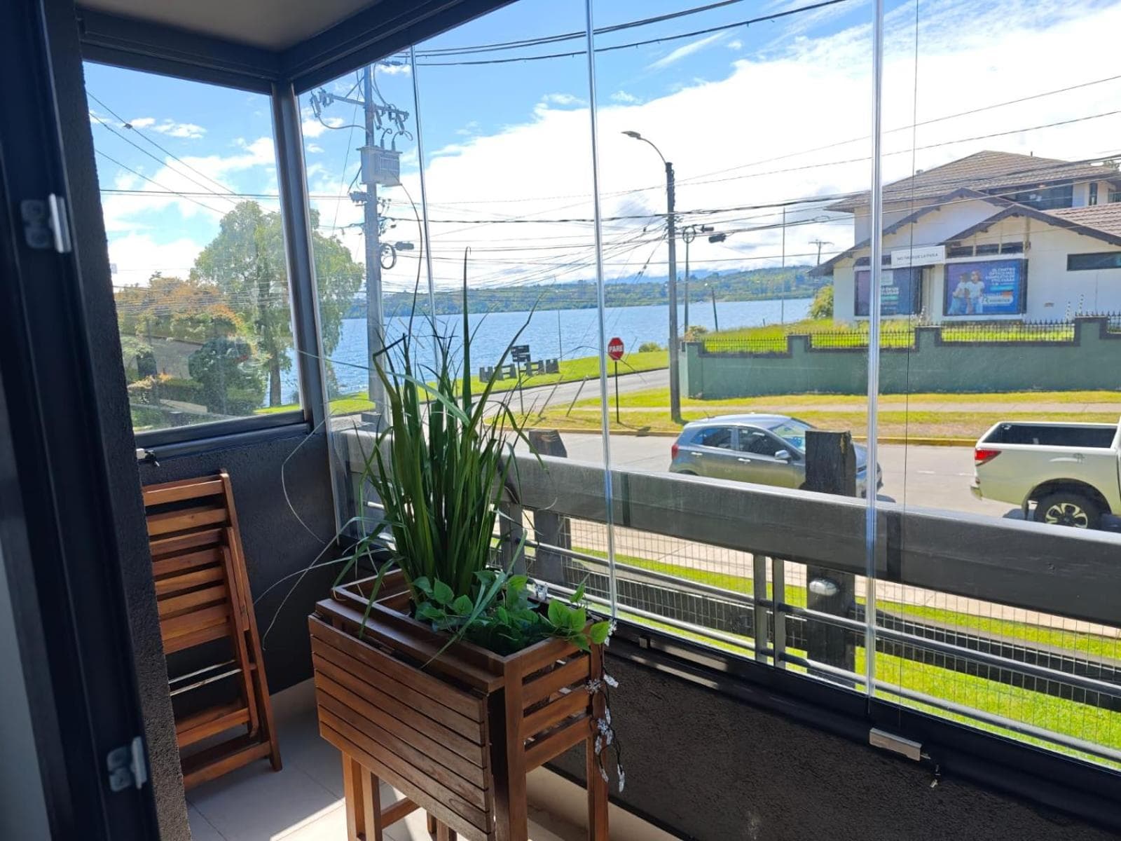 Depa con piscina frente al Lago Llanquihue y vista al volcán photo 7