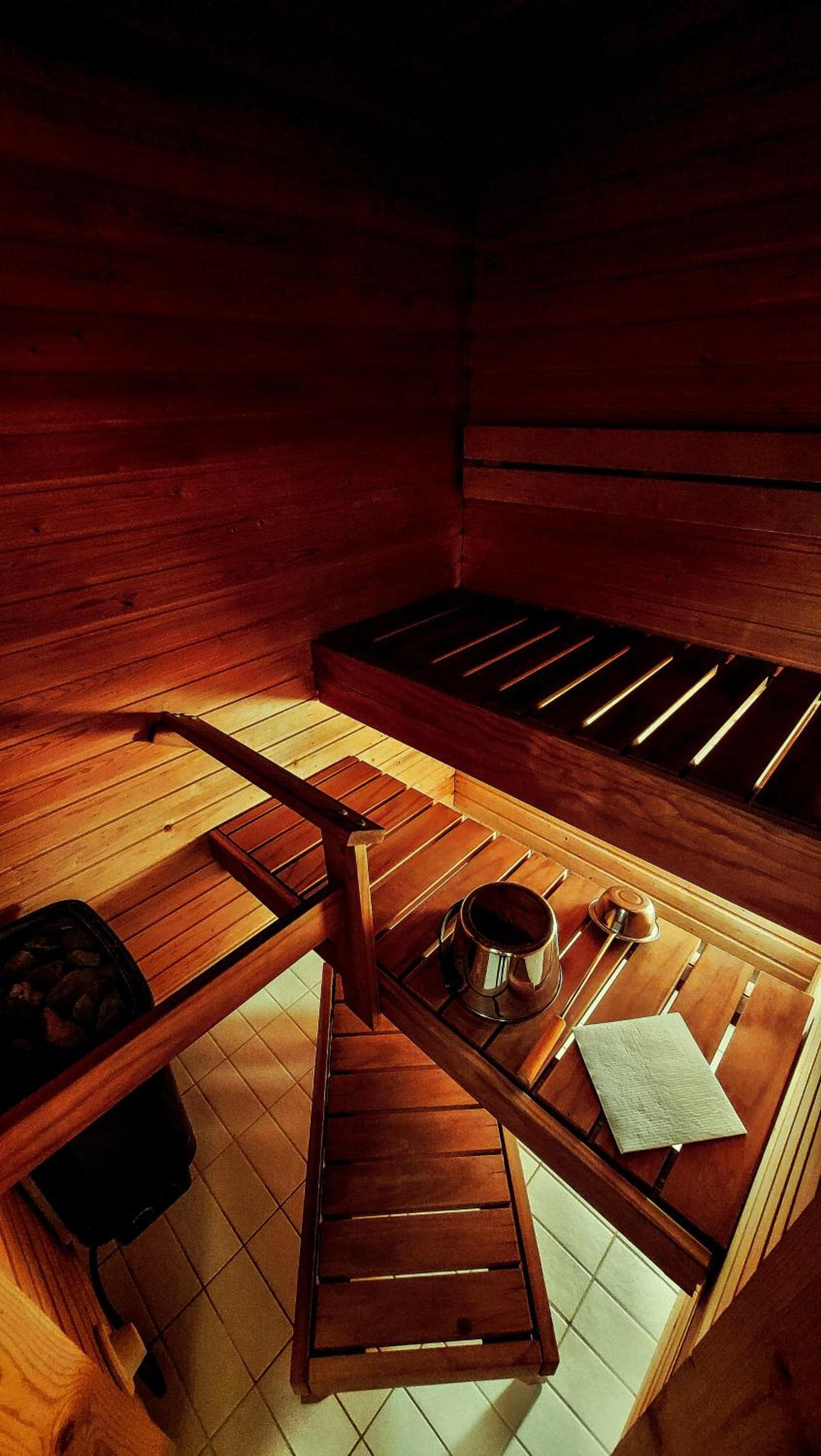 Lakeside Serenity in Lutakko - sauna, parking, AC