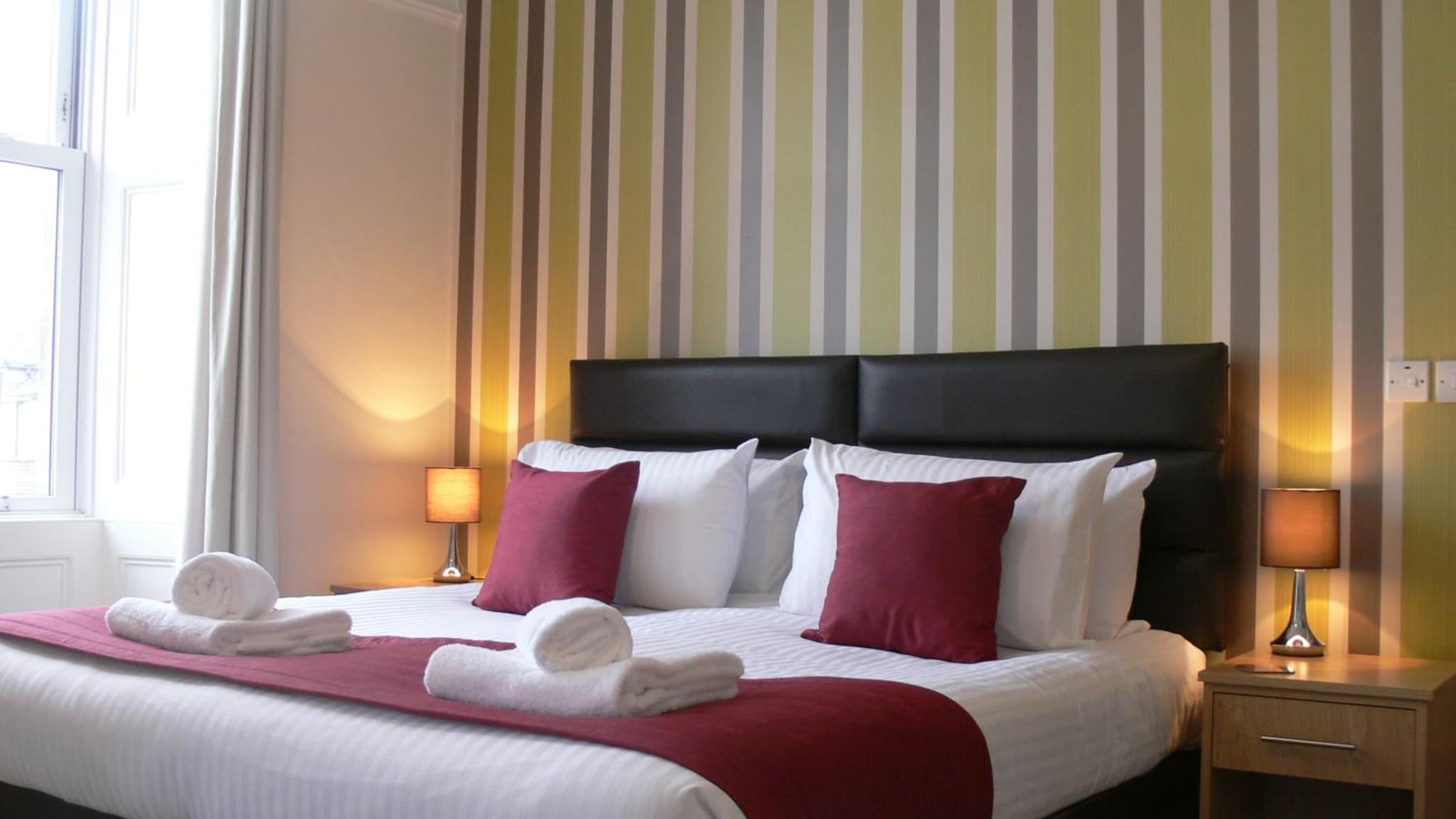 The Home Arms Guesthouse photo 7