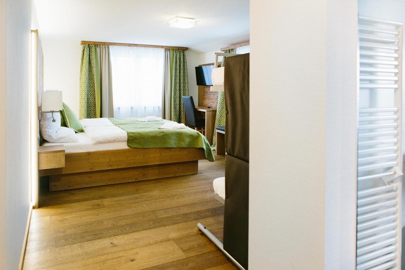 Hotel & Restaurant Zum Schwarzen Bären photo 3