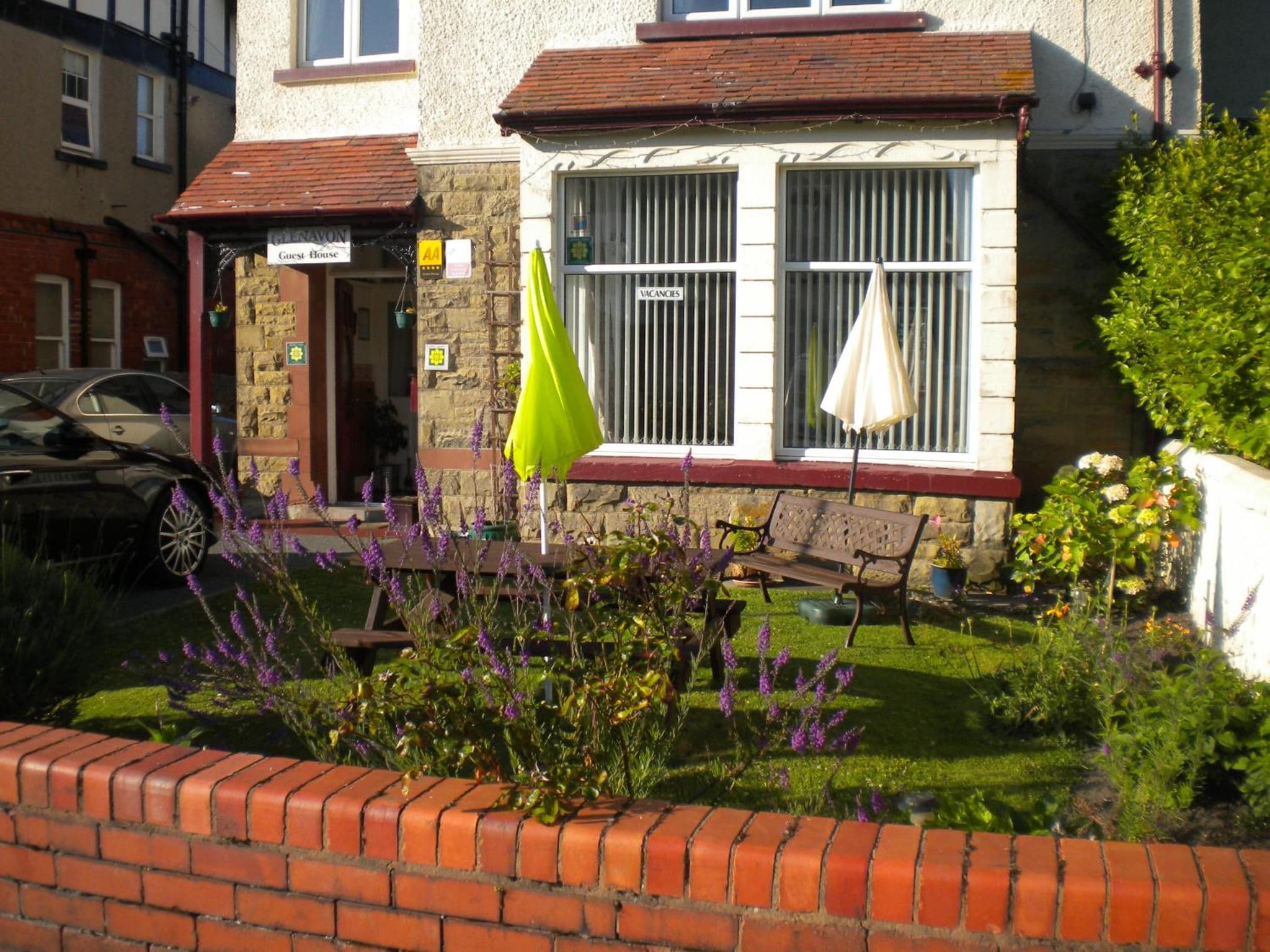 Glenavon Guest House