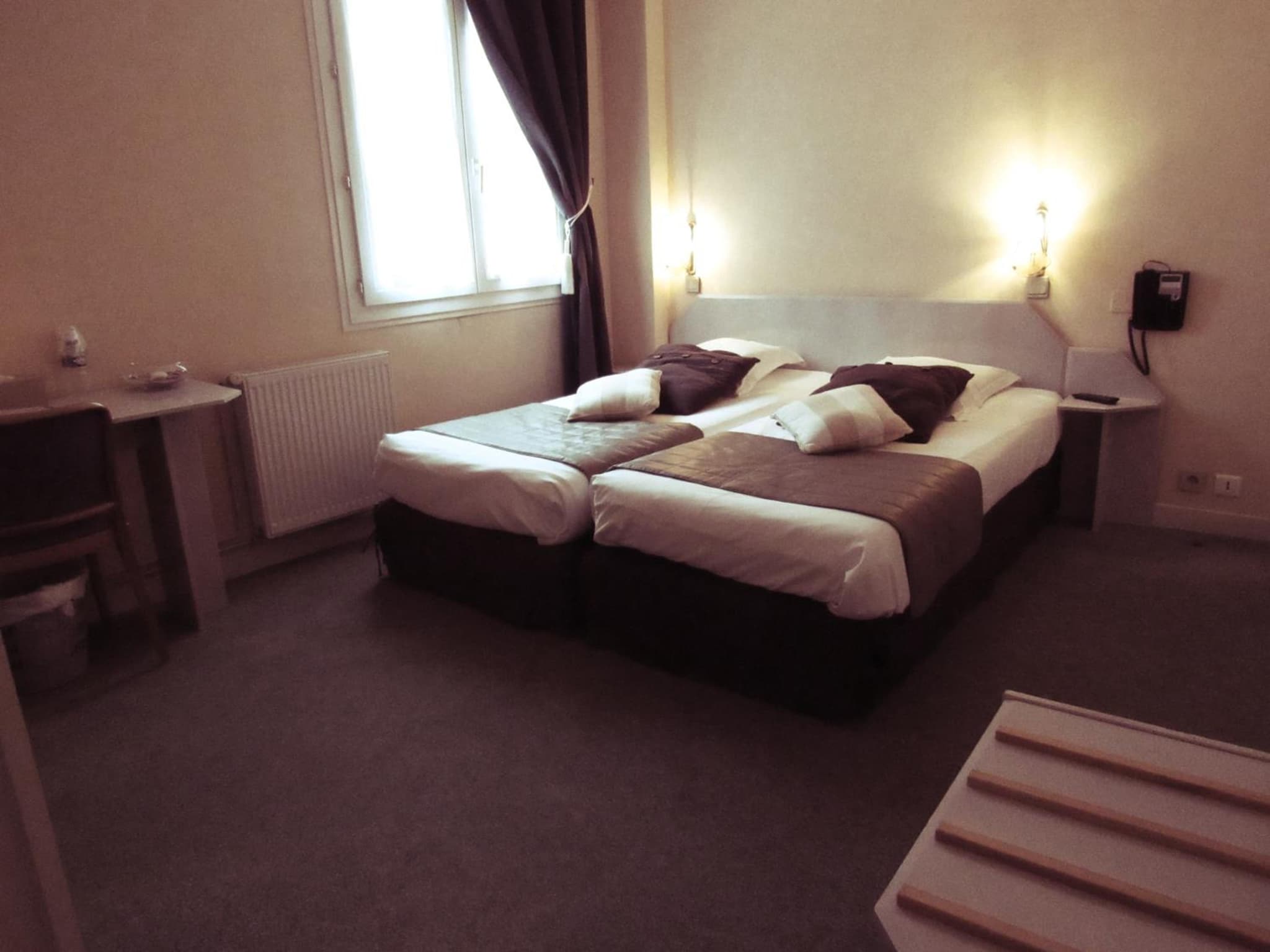 hotel room