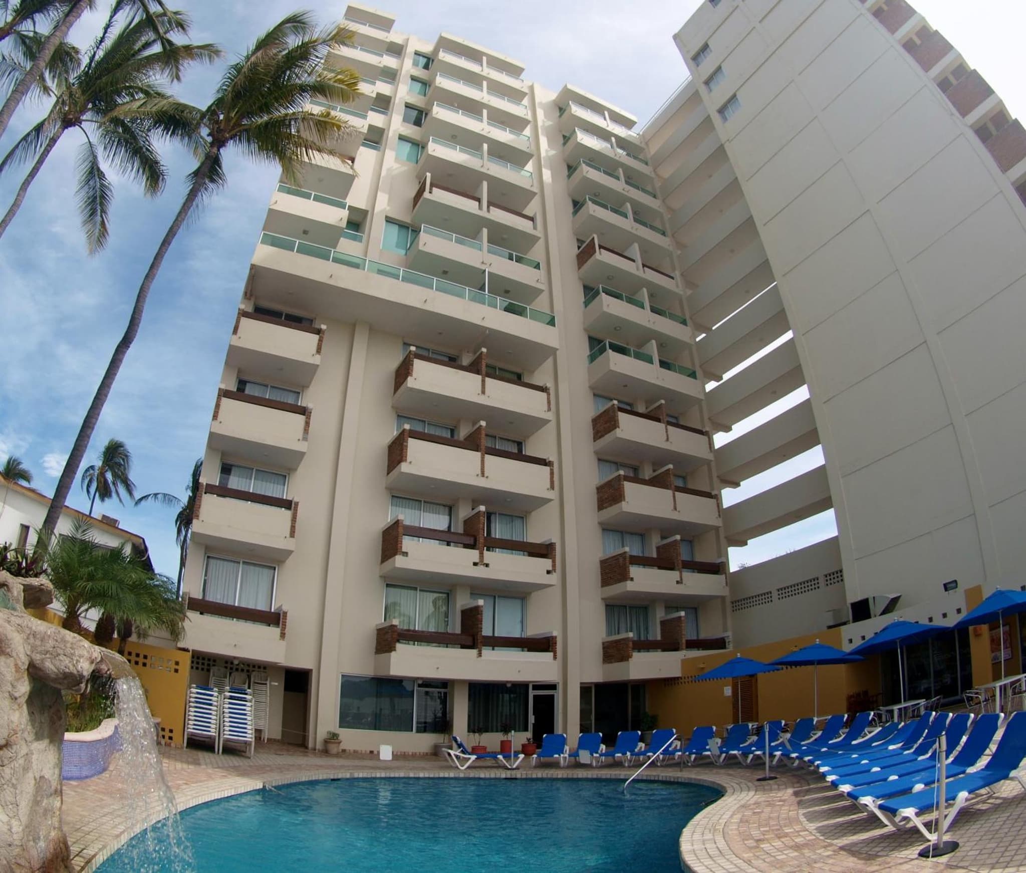 Las Flores Beach Resort photo 9