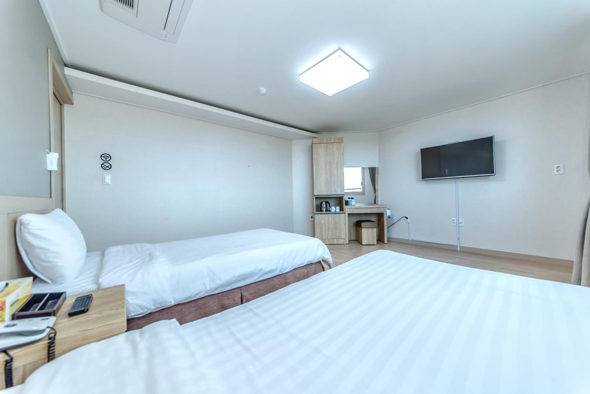 Jungmoon City Hotel & J-hill Hotel photo 7