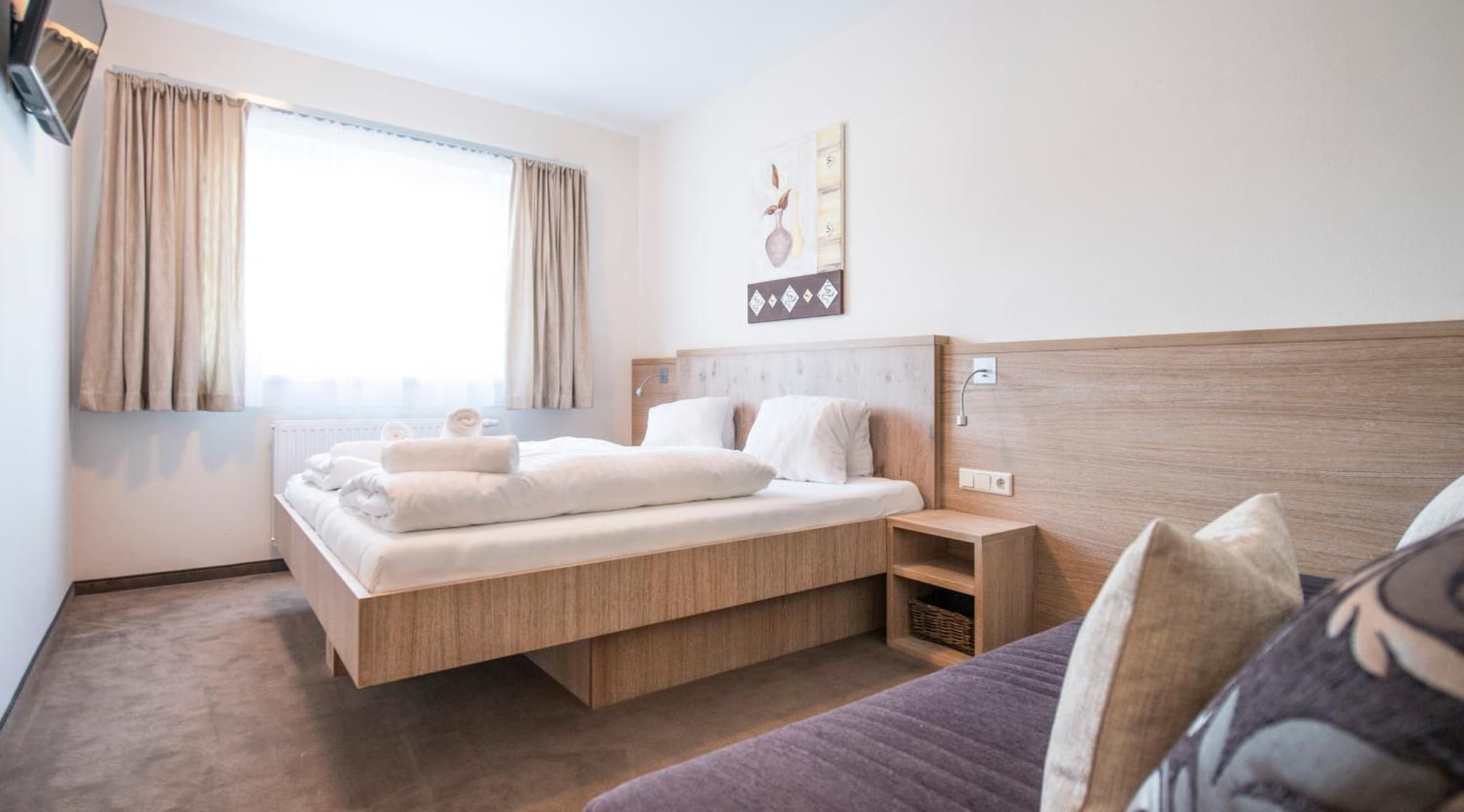 Crystls Aparthotel photo 4