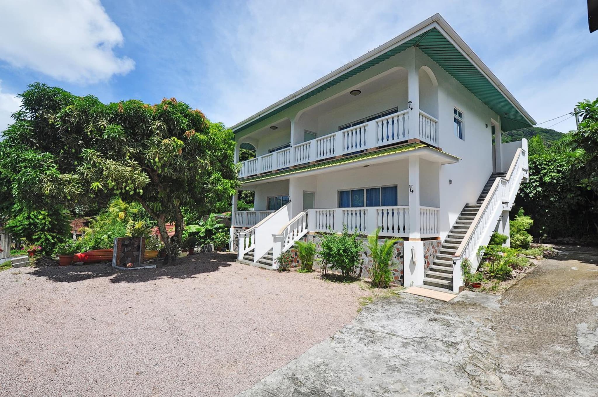 Divers Lodge Guest House photo 6