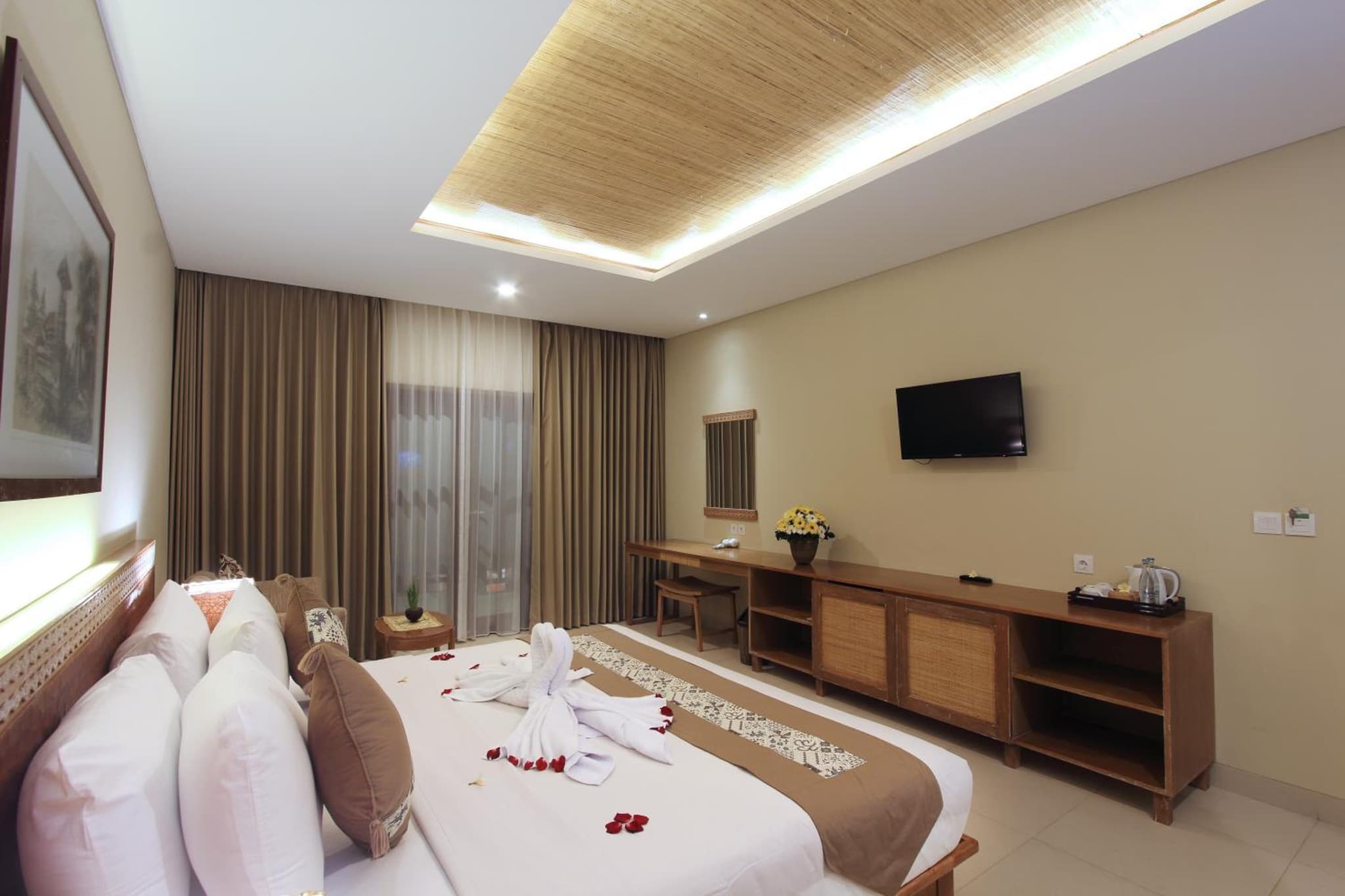 Radha Phala Resort & Spa photo 2