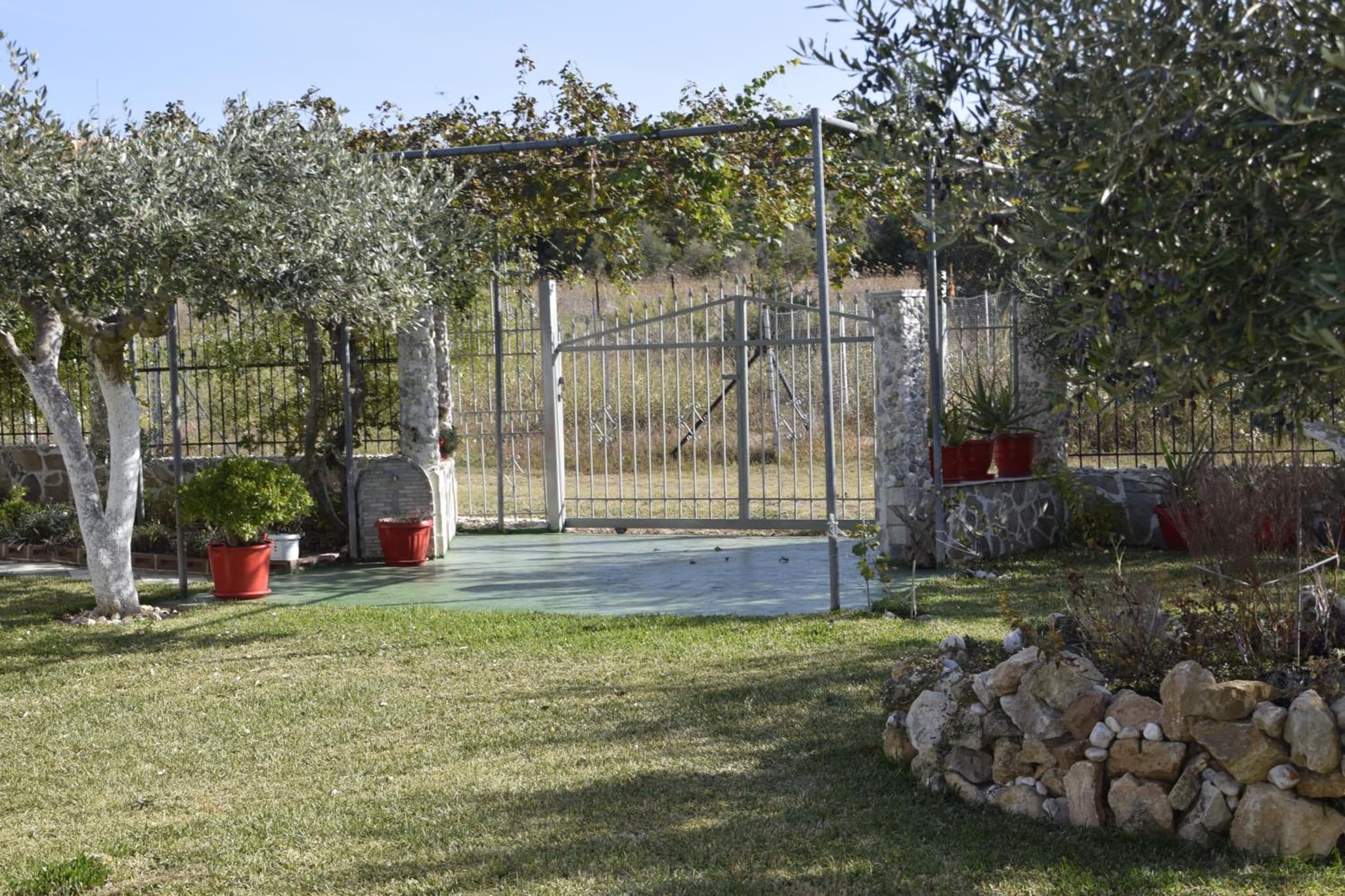 Amarantos beautiful Garden House photo 7