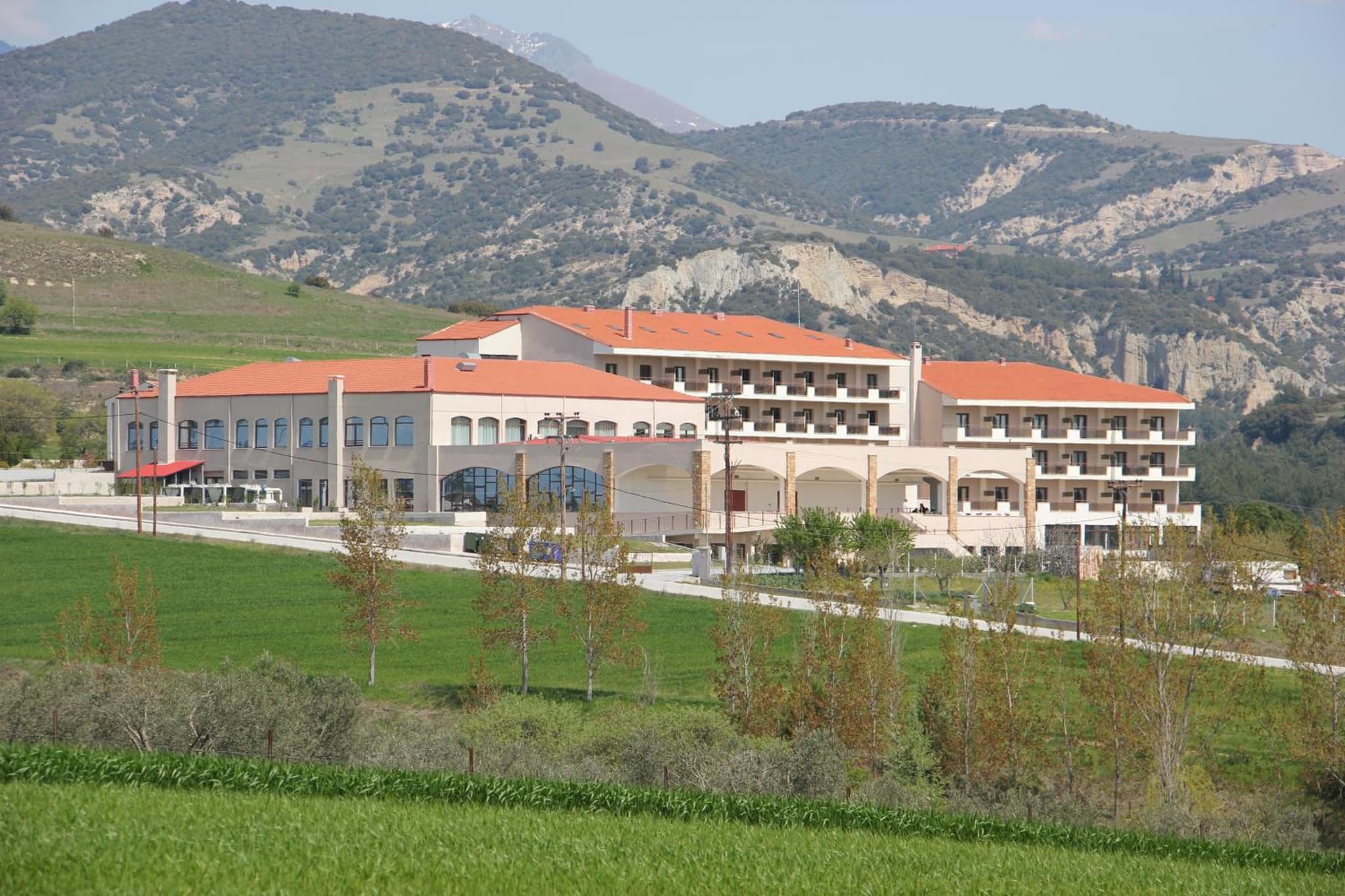 Siris Hotel