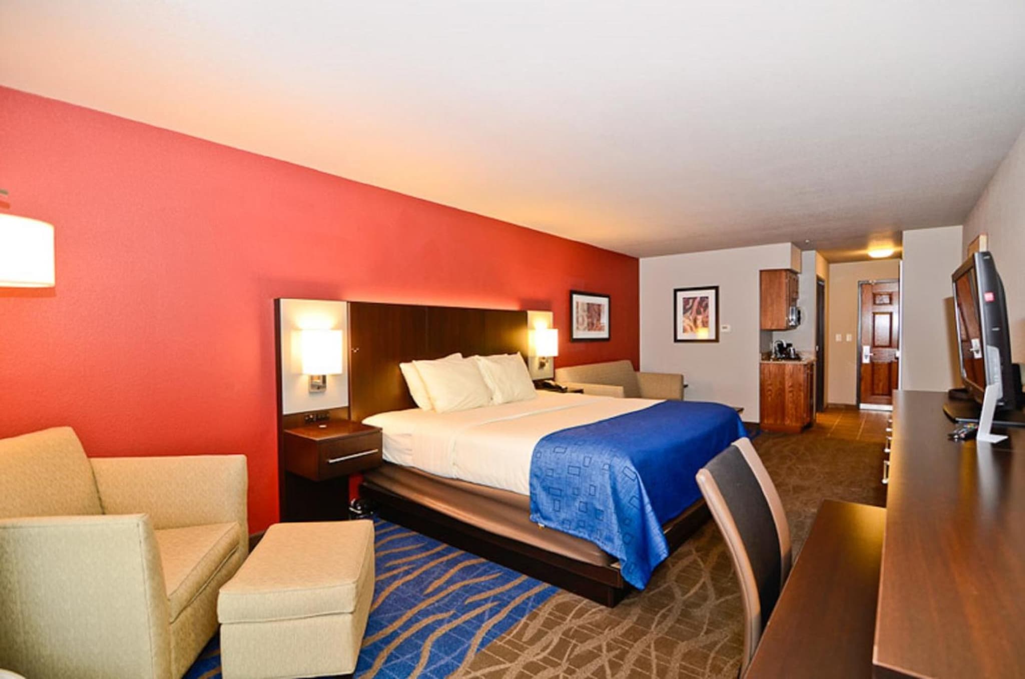 Astoria Hotel & Event Center photo 6