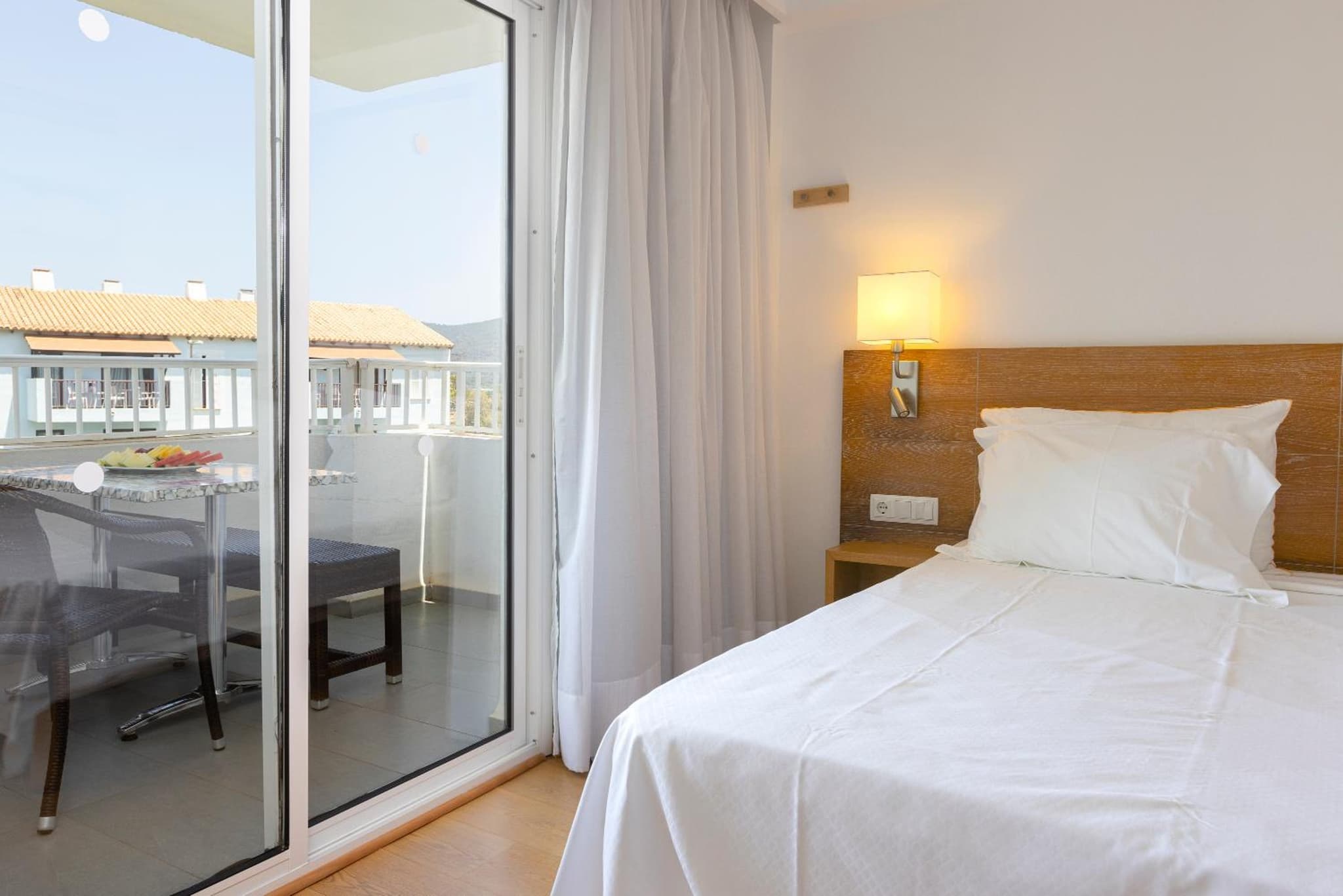 Hipotels Apartamentos Cala Bona photo 9