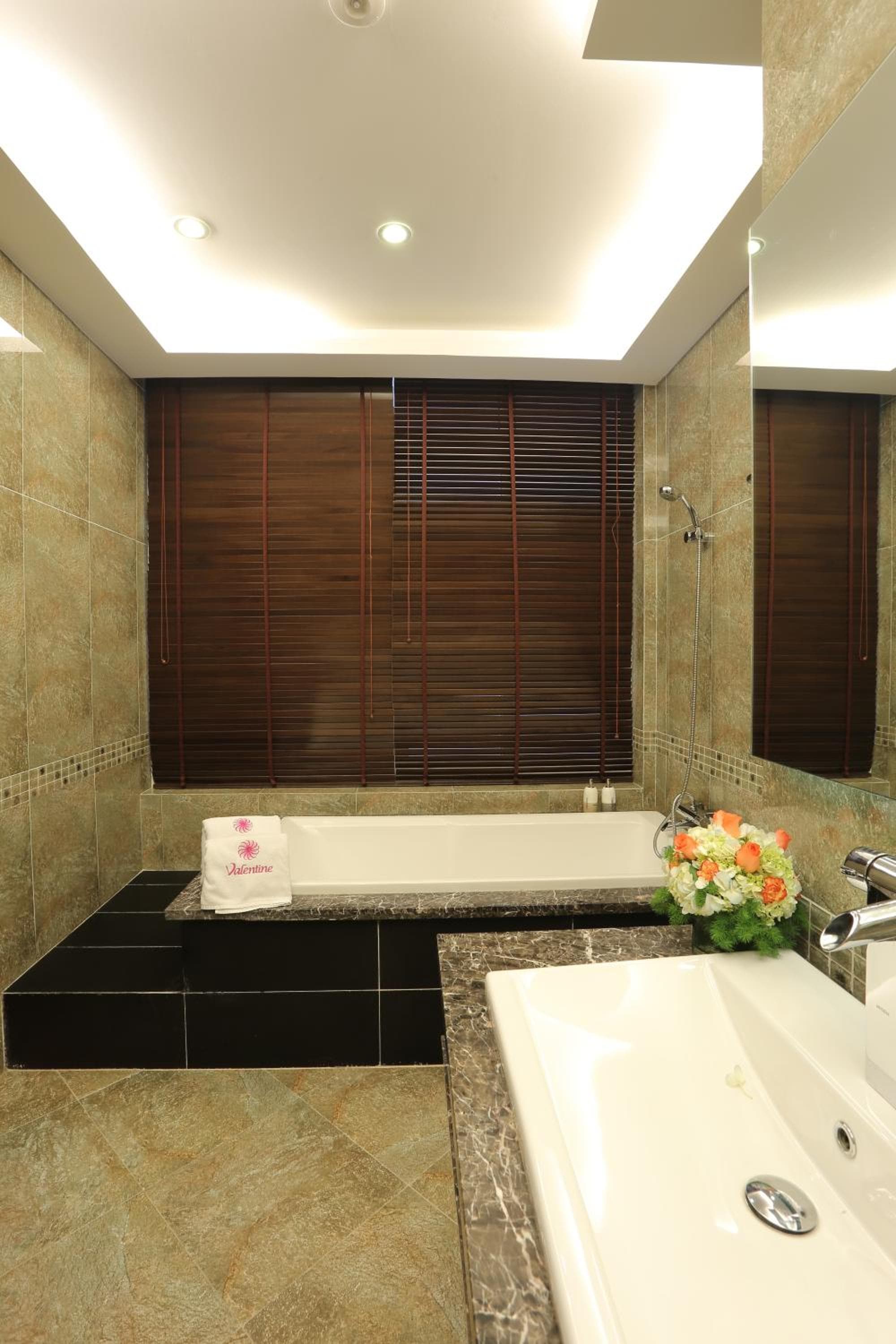 Valentine Hotel photo 4