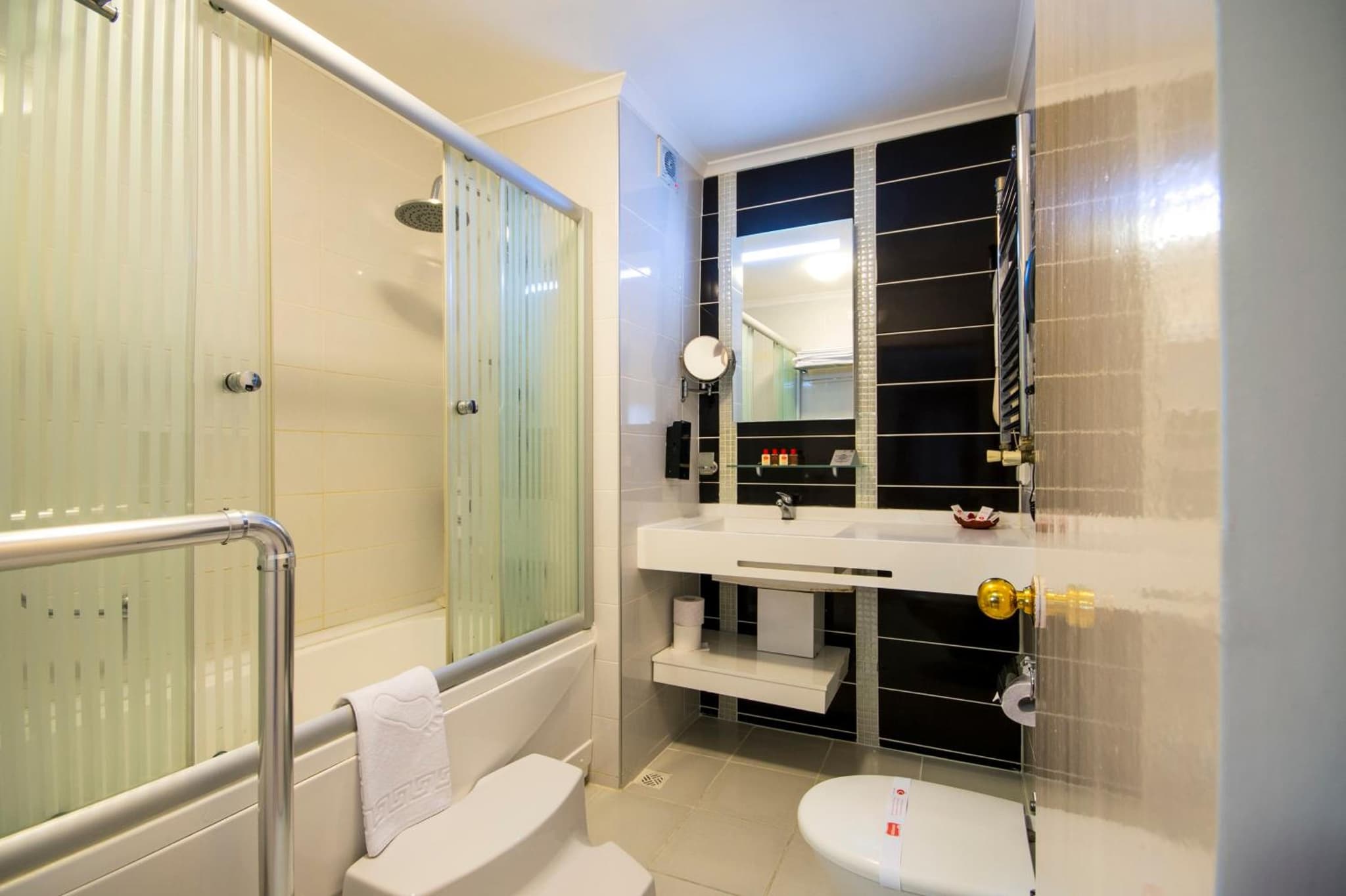 Çanak Hotel photo 7
