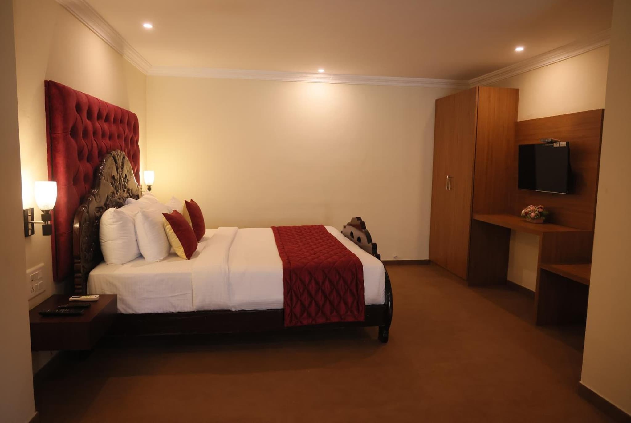 The Hotel Raja Palace photo 5