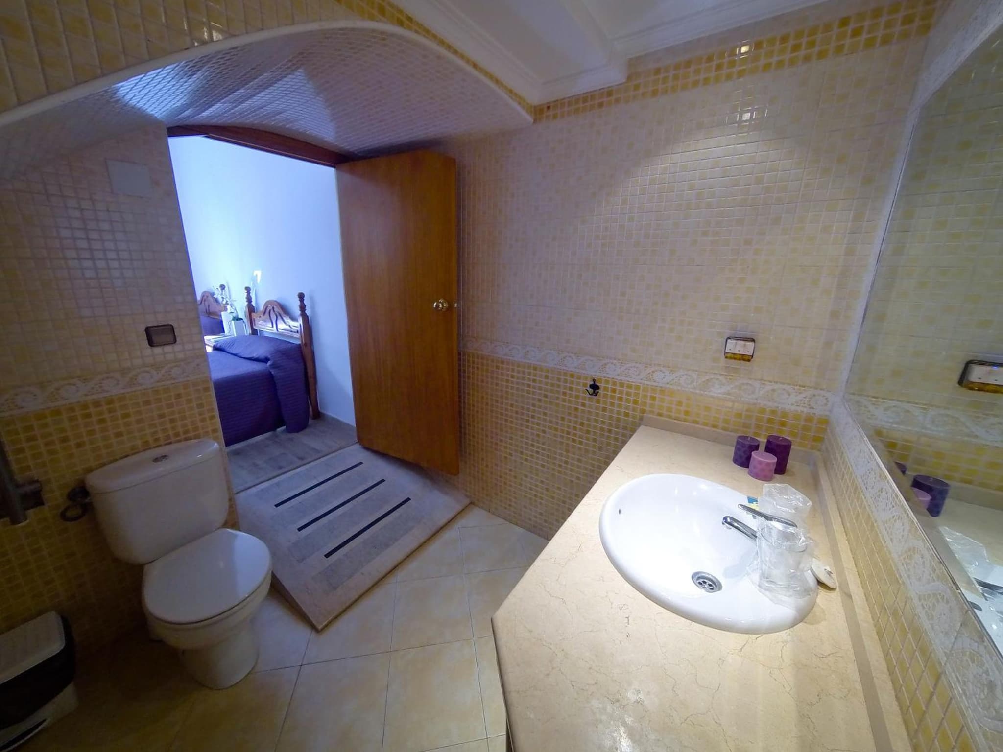 Hostal La Muralla photo 3