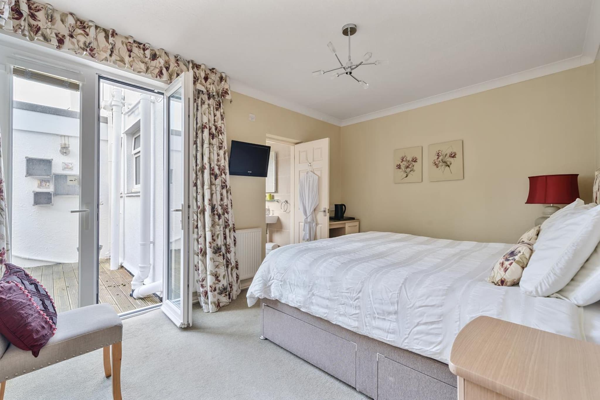 Lamorna Lodge photo 5
