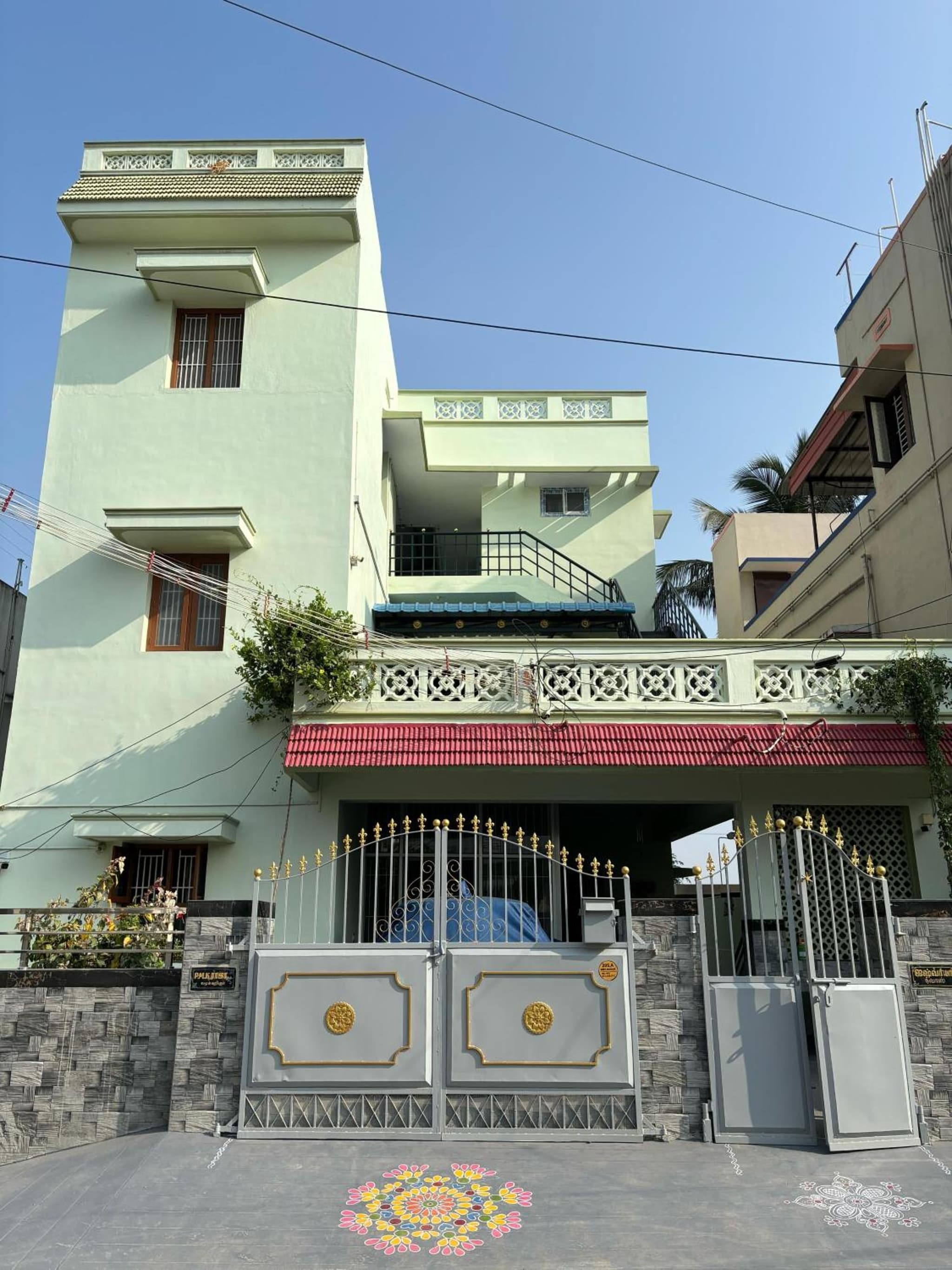 Aishwarya Nivas