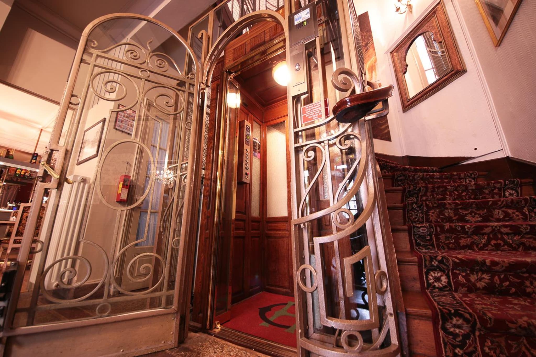 Hôtel Crystal Reims Centre photo 9