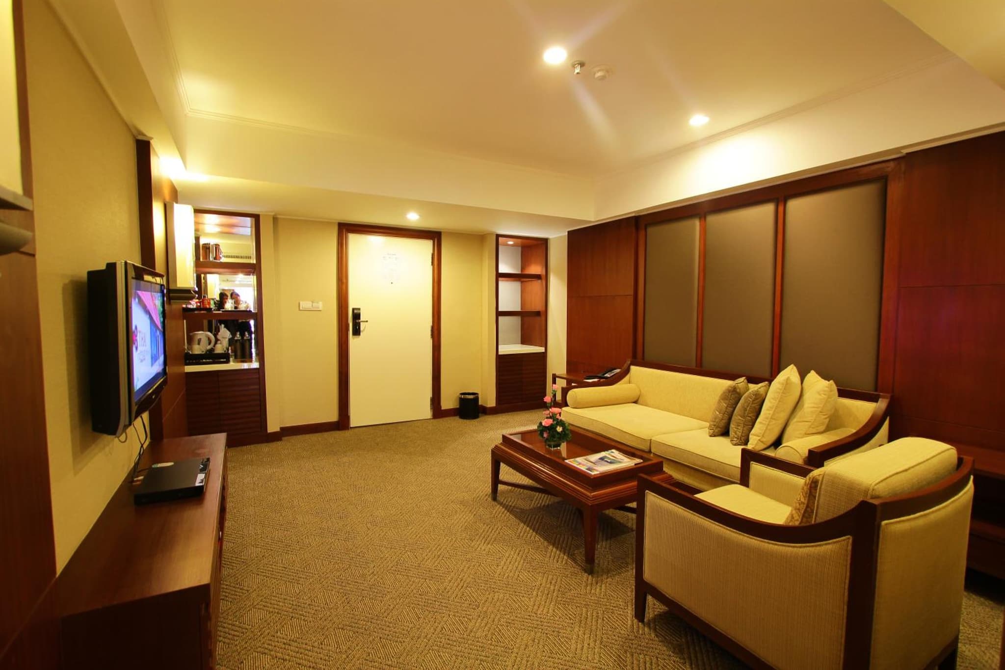 Dusit Thani Pattaya photo 3