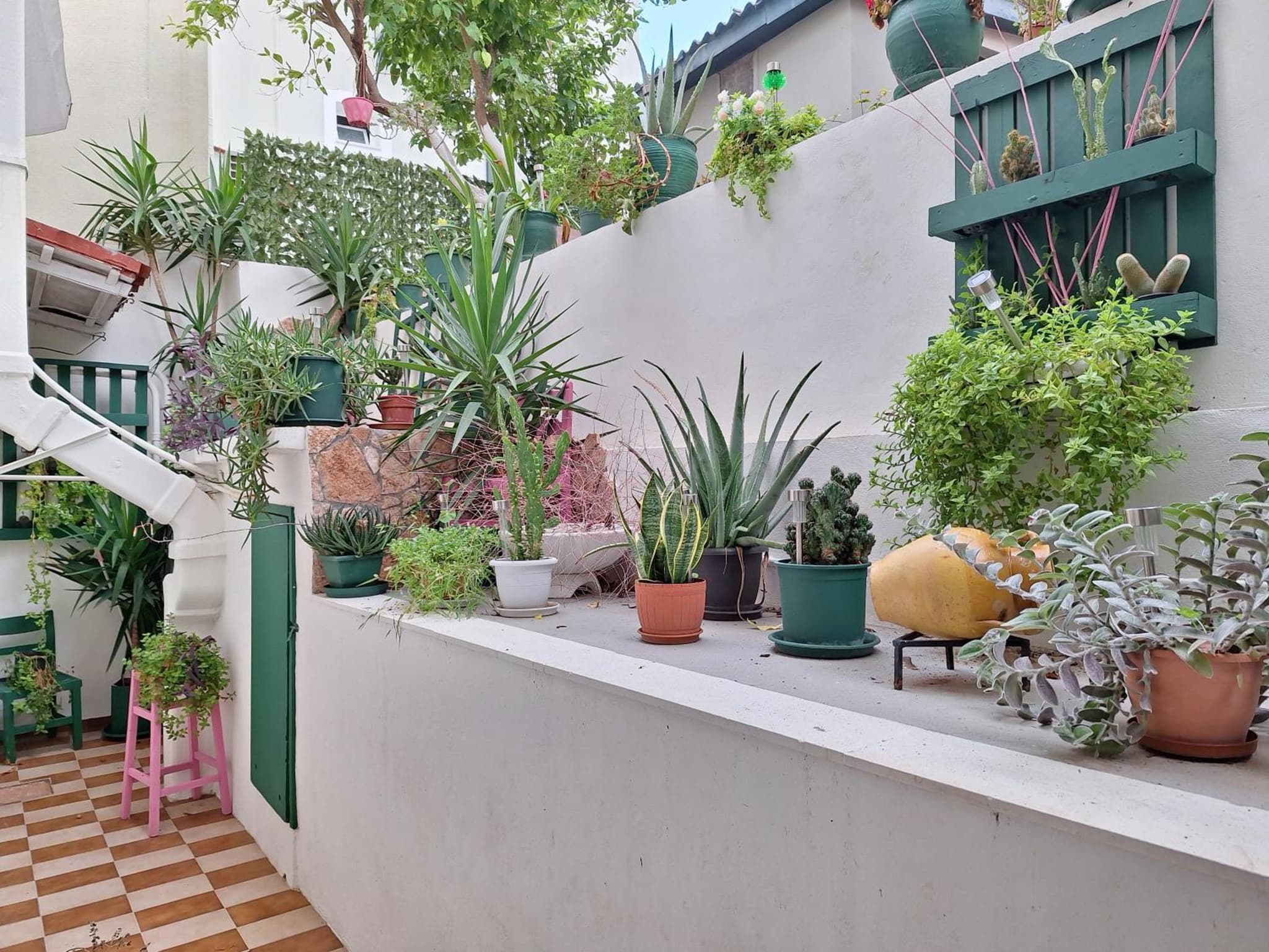 Retro Chic Apartment photo 8