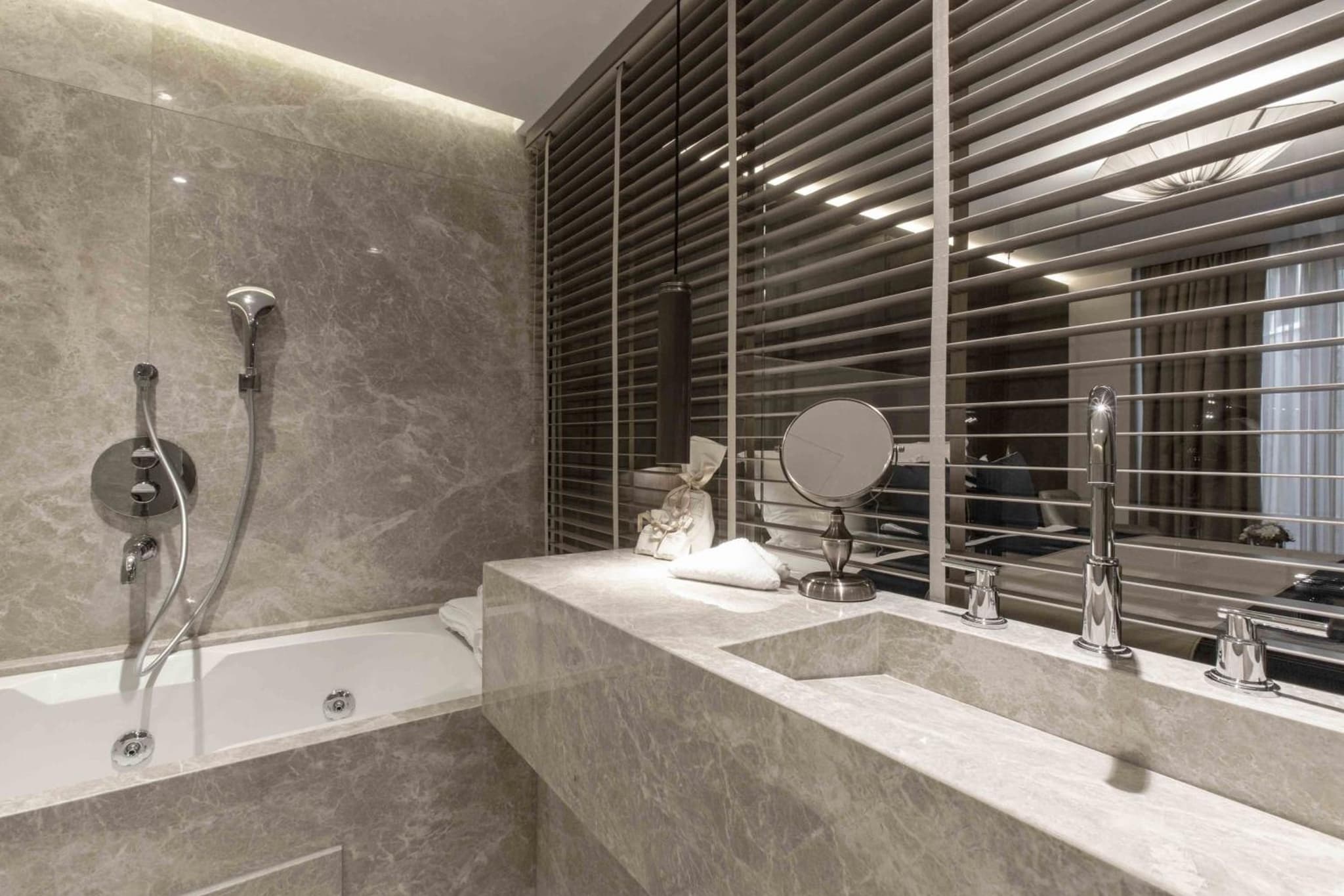 Noble22 Suites-Special Category photo 2