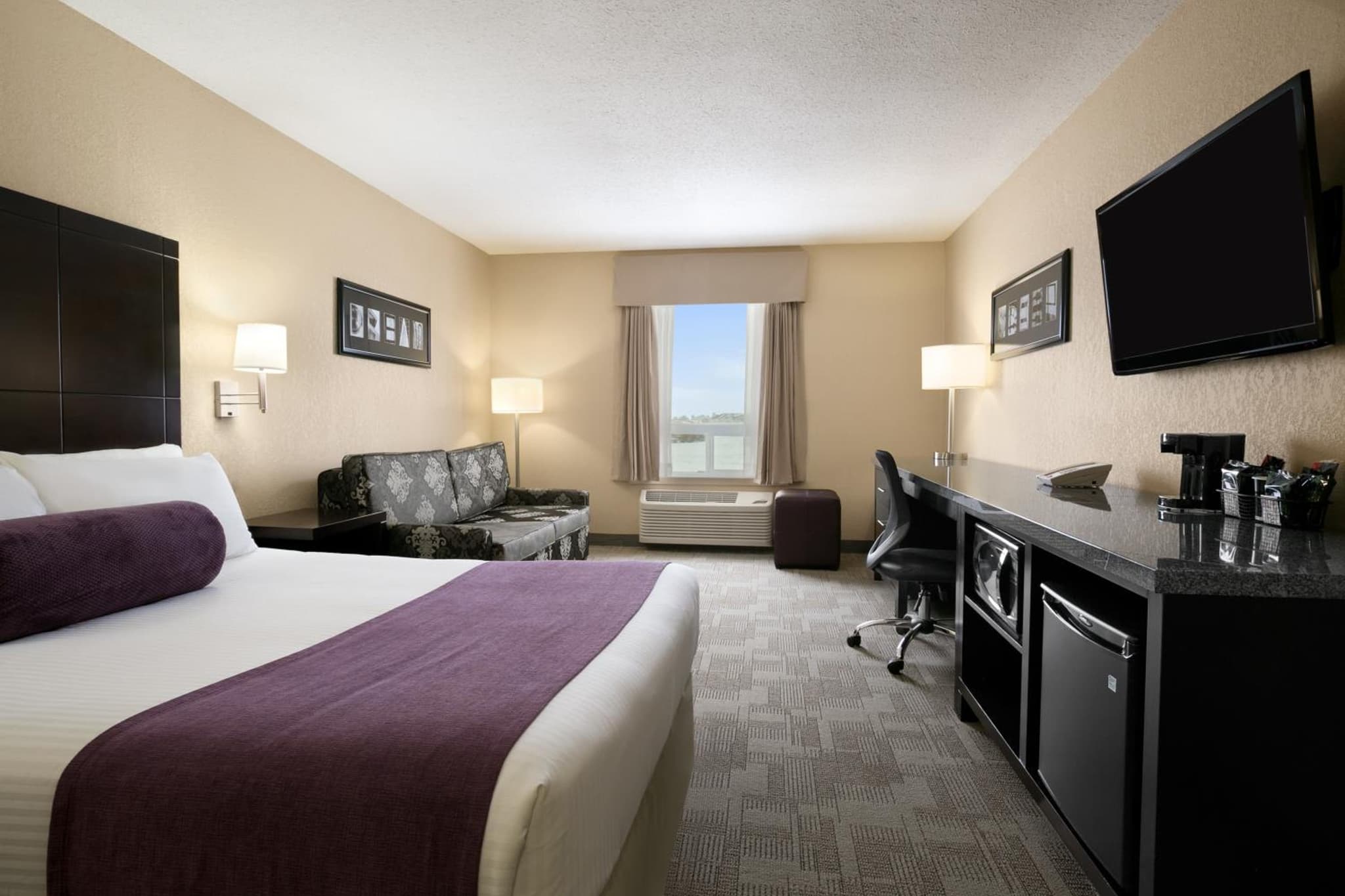 Days Inn by Wyndham Regina photo 6
