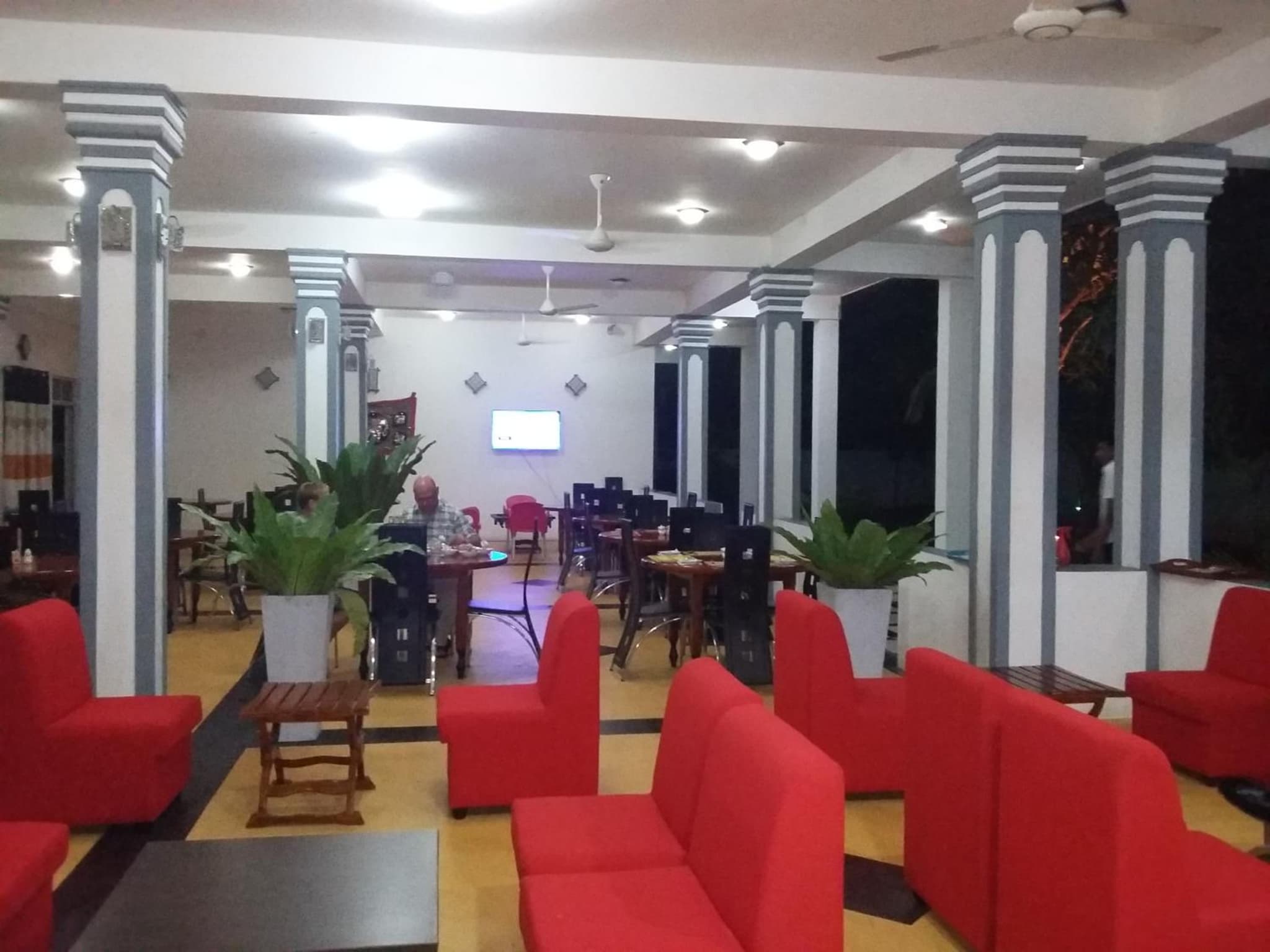 Peacock Reach Hotel photo 8