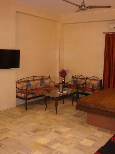 Hotel Golden Deluxe photo 9