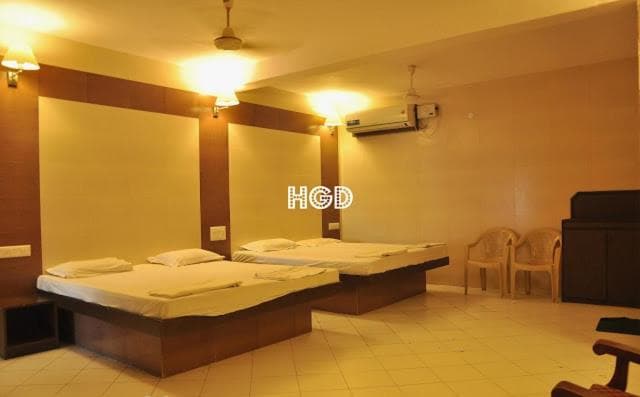 Hotel Golden Deluxe photo 7