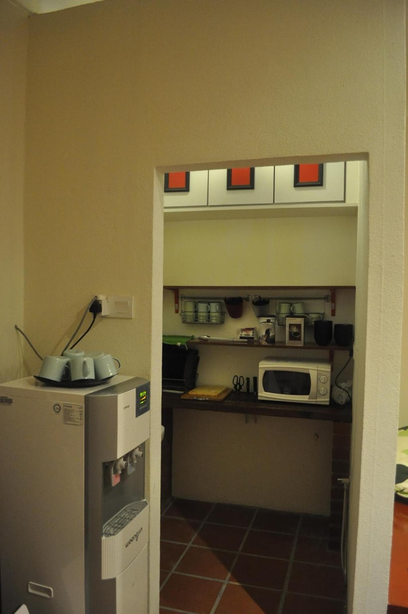 Red Inn Court photo 2
