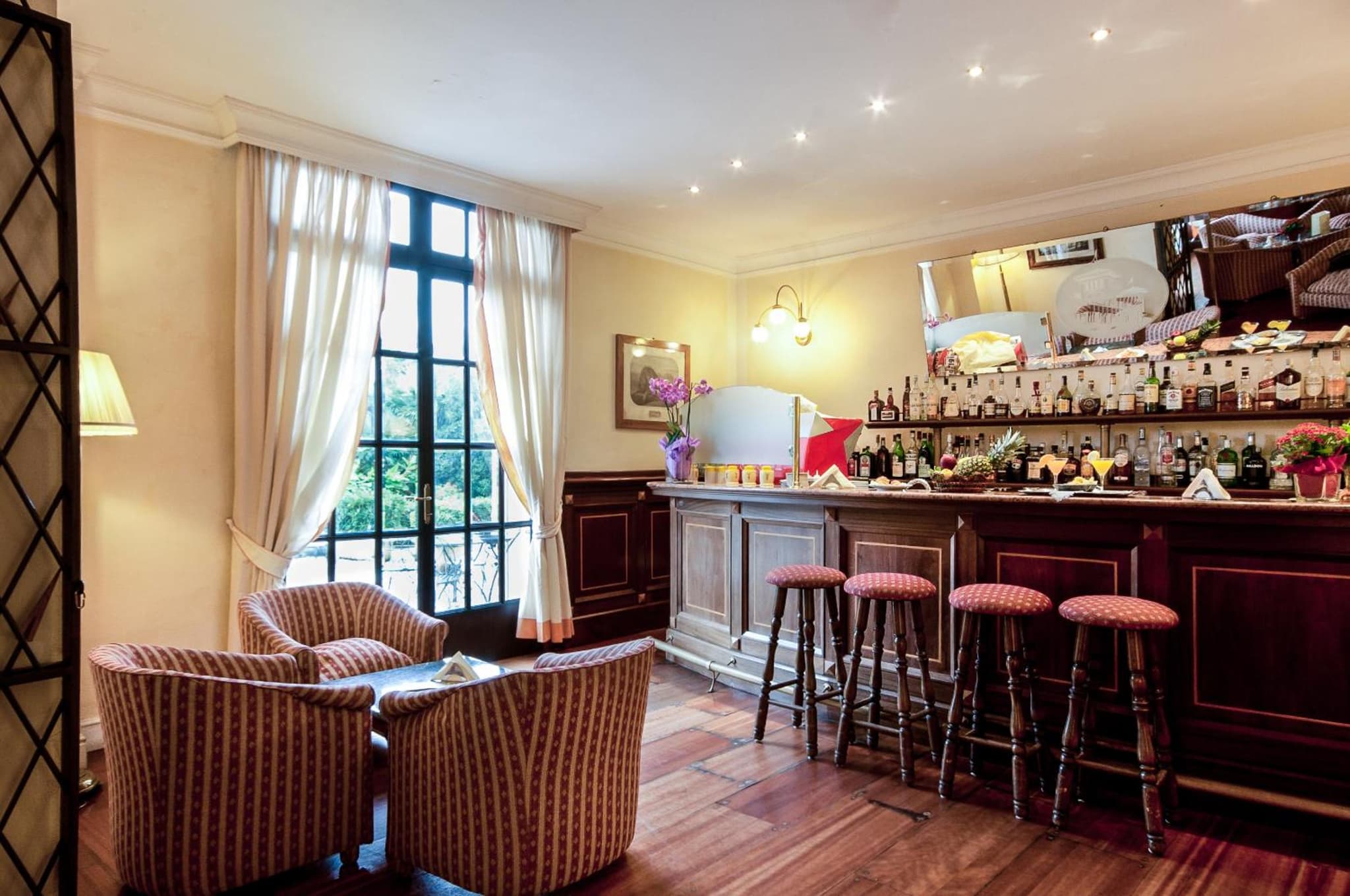 Grand Hotel Royal photo 3
