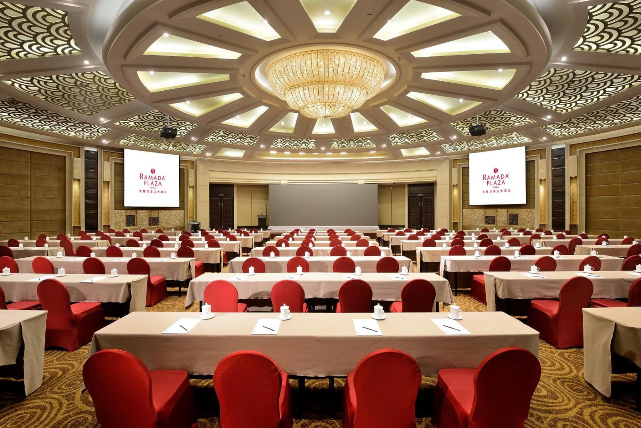 Ramada Plaza By Wyndham Taian photo 8