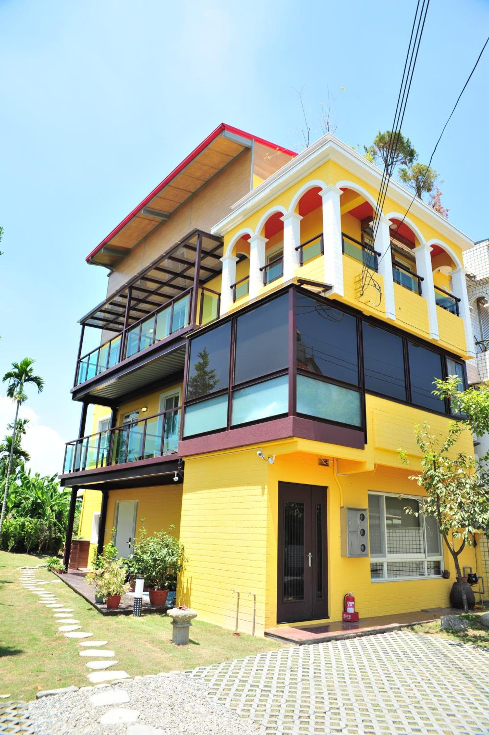 Little Sunshine photo 3