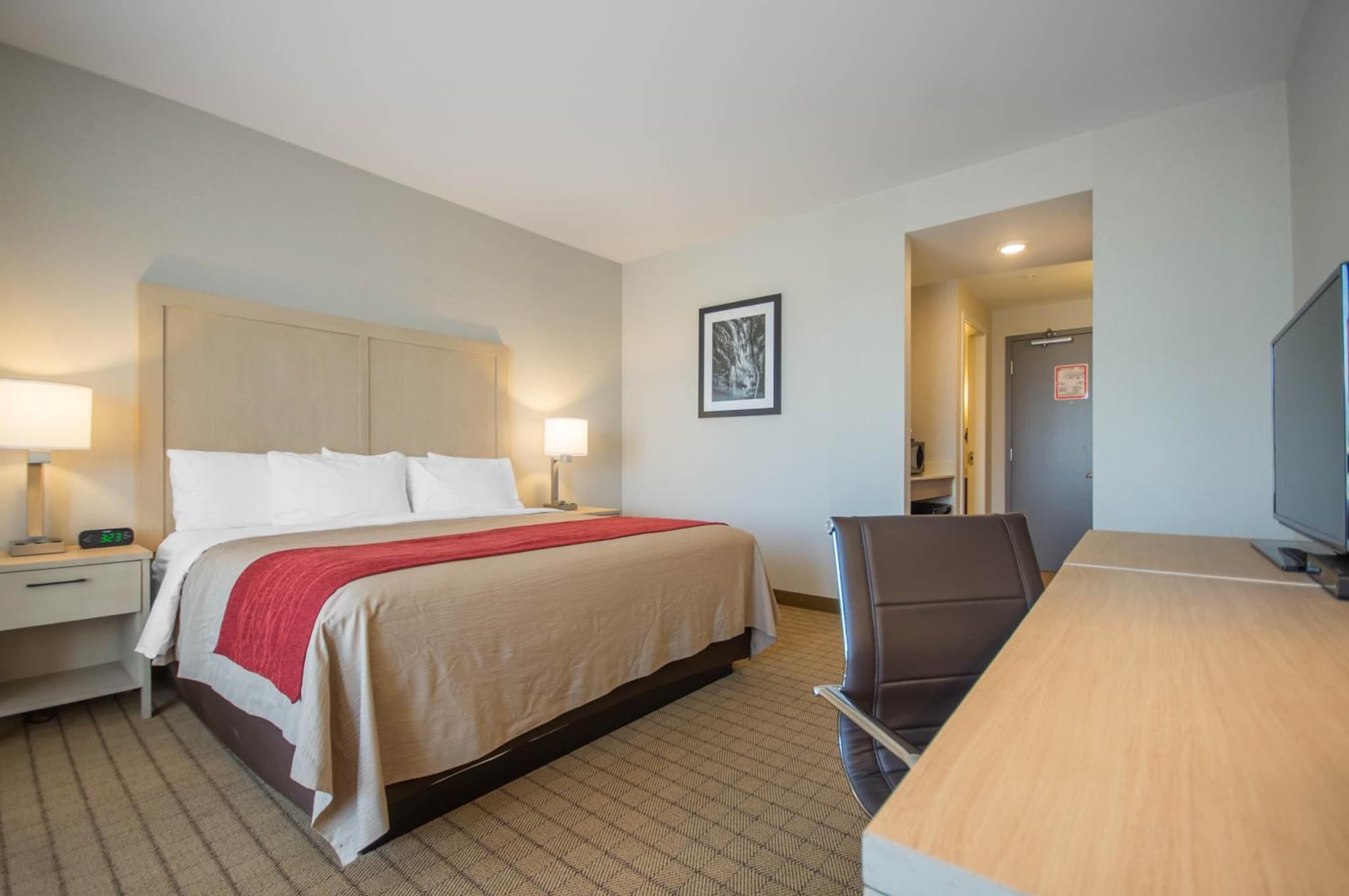 Comfort Inn & Suites photo 9