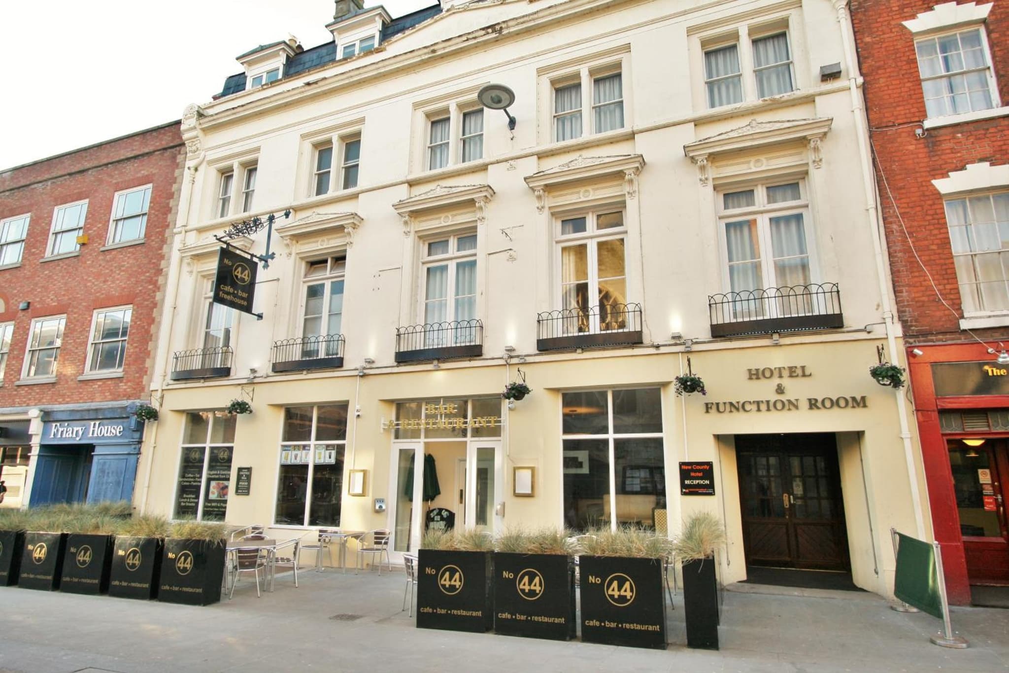 New County Hotel & Serviced Apartments by RoomsBooked