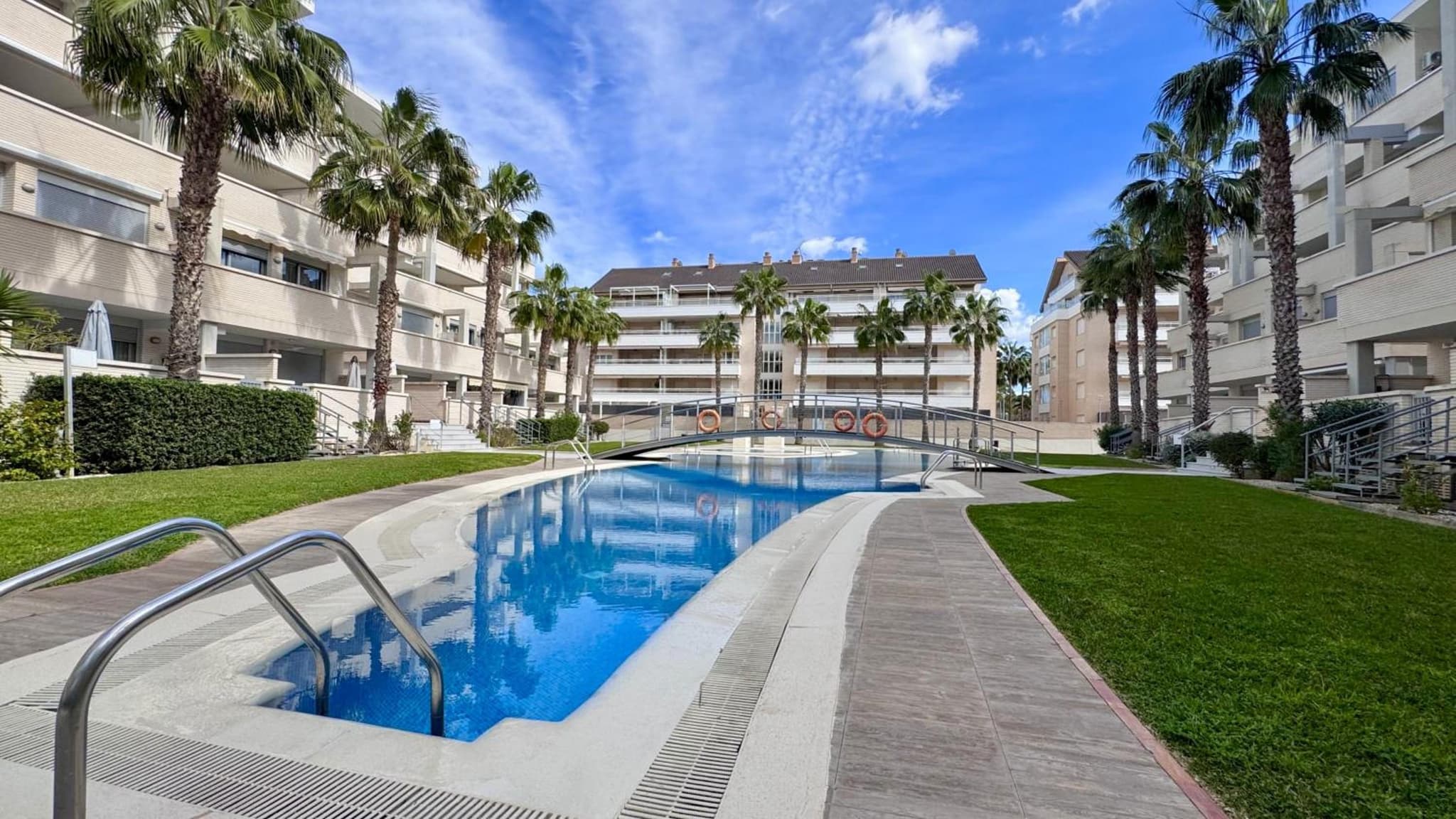 ELEGANCE - Vacaciones Y Bienestar
