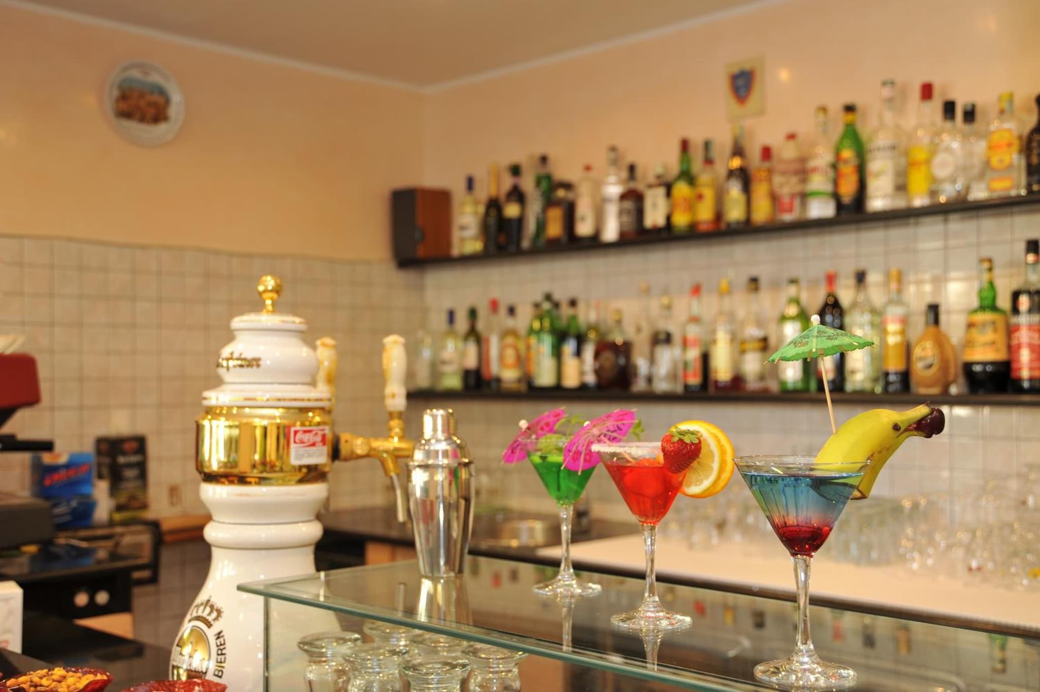 Hotel City photo 5